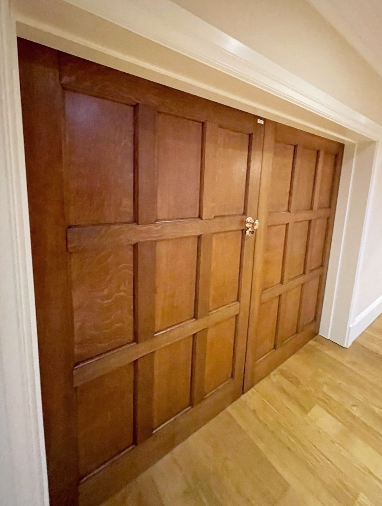 1 x Set of Solid Wood Stately Lockable External Double Doors, with Hinges and Handles - Ref: PAN153 - Image 2 of 7