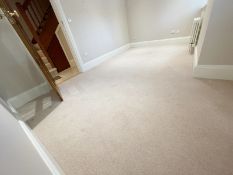 1 x Premium Wool Downstairs Carpet in a Neutral Tone + Underlay - NO VAT ON THE HAMMER