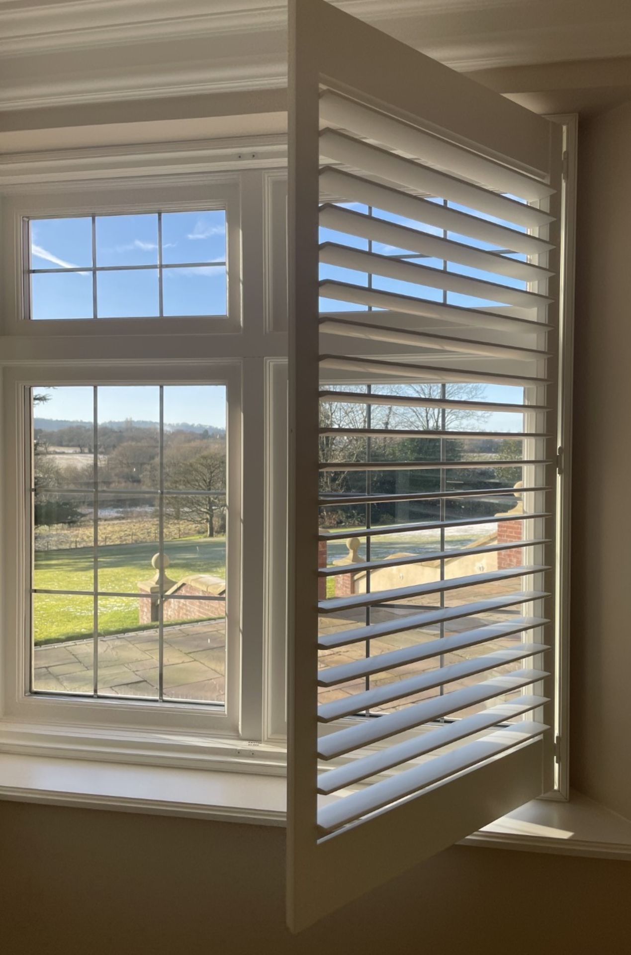 1 x Hardwood Timber Double Glazed Window Frames fitted with Shutter Blinds, In White - Ref: PAN104 - Image 3 of 12