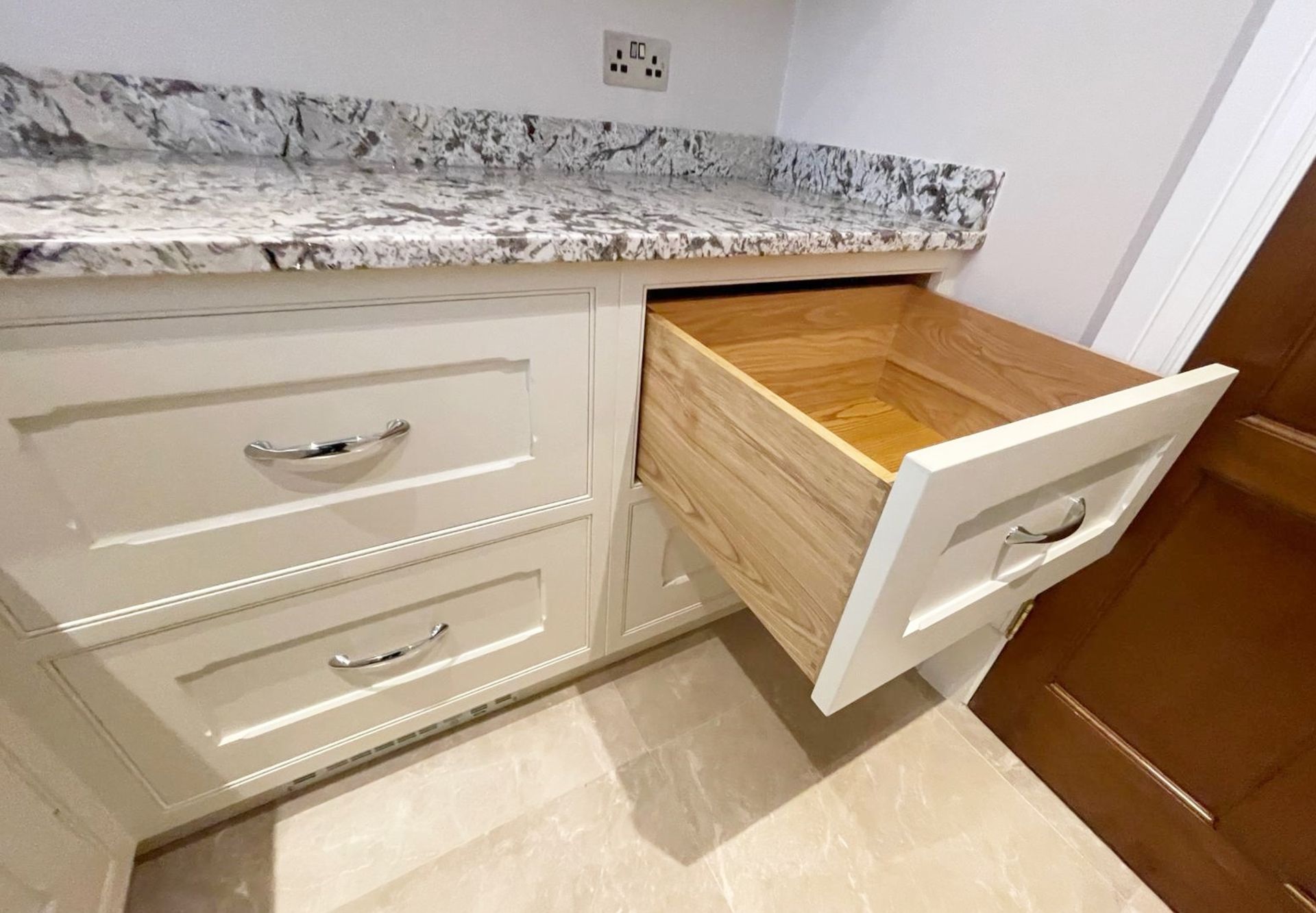 1 x Bespoke Fitted Solid Wood Kitchen with Natural Bianco Antico Grantite Work Surfaces - Image 32 of 61