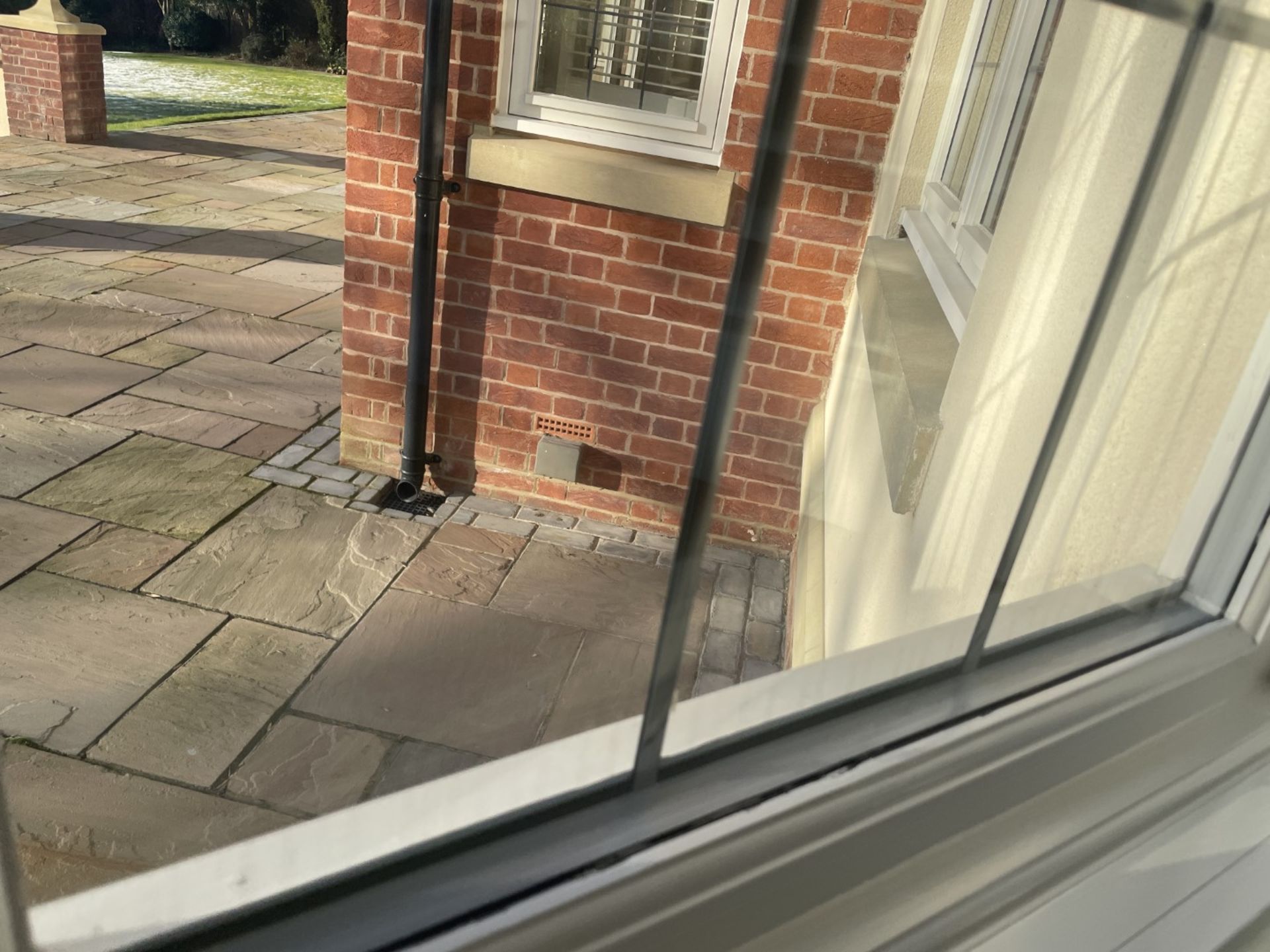 1 x Hardwood Timber Double Glazed Window Frames fitted with Shutter Blinds, In White - Ref: PAN104 - Image 8 of 12