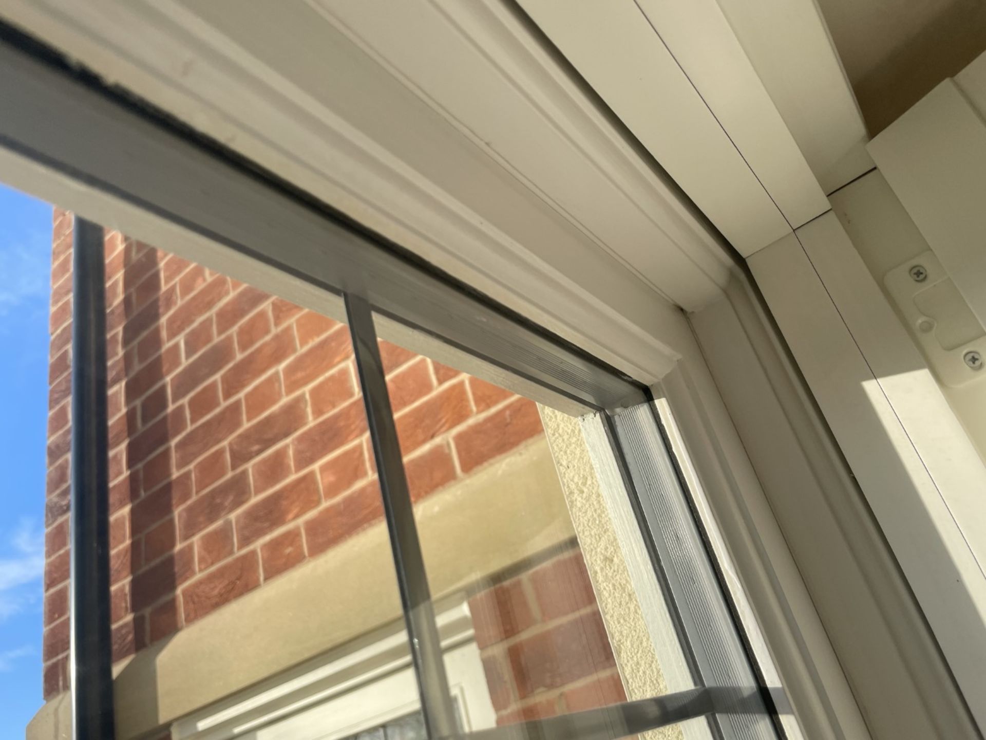 1 x Hardwood Timber Double Glazed Window Frames fitted with Shutter Blinds, In White - Ref: PAN105 - Image 4 of 11