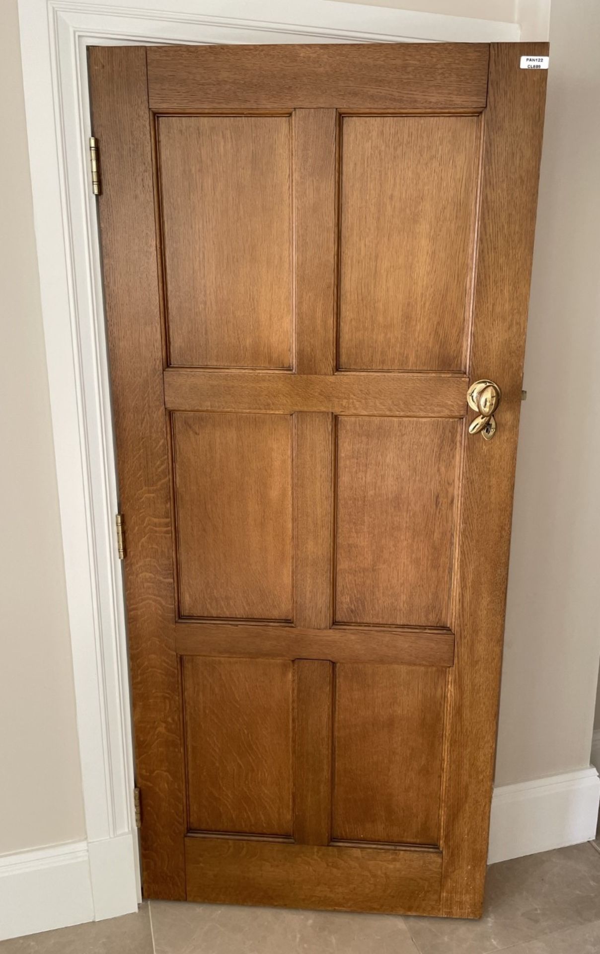 1 x Solid Wood Lockable Internal Door - Includes Handles and Hinges - Ref: PAN122 - NO VAT