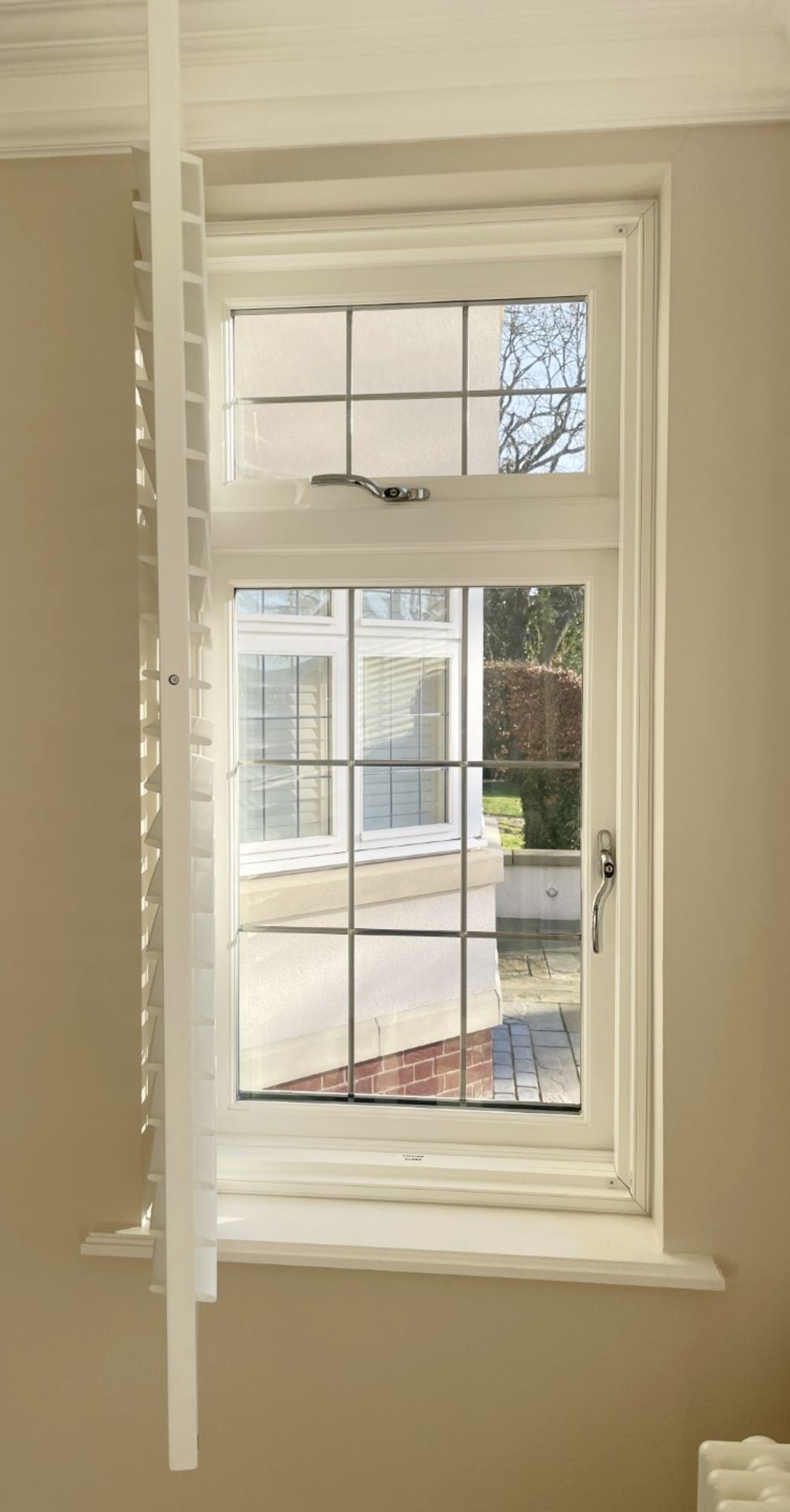 1 x Hardwood Timber Double Glazed Window Frames fitted with Shutter Blinds, In White - Ref: PAN106 - Image 3 of 23