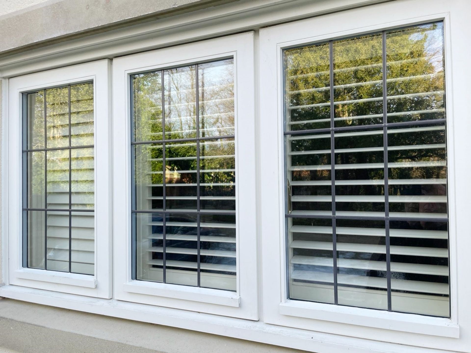 1 x Hardwood Timber Double Glazed Leaded 3-Pane Window Frame fitted with Shutter Blinds - Image 3 of 15