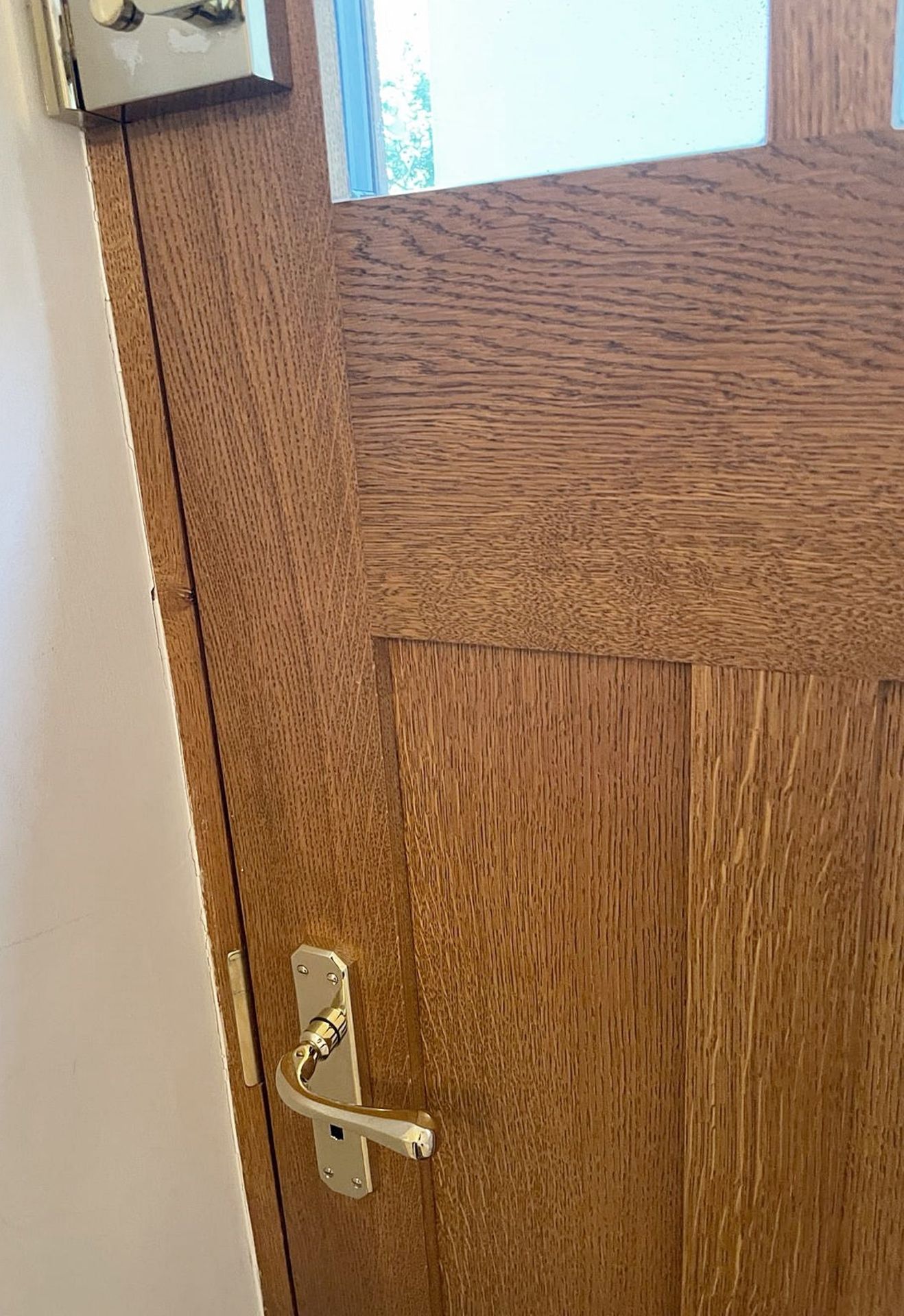 1 x Solid Wood Lockable Glazed External Side Door - Includes Hinges & Handles - Ref: PAN141 - NO VAT - Image 8 of 17