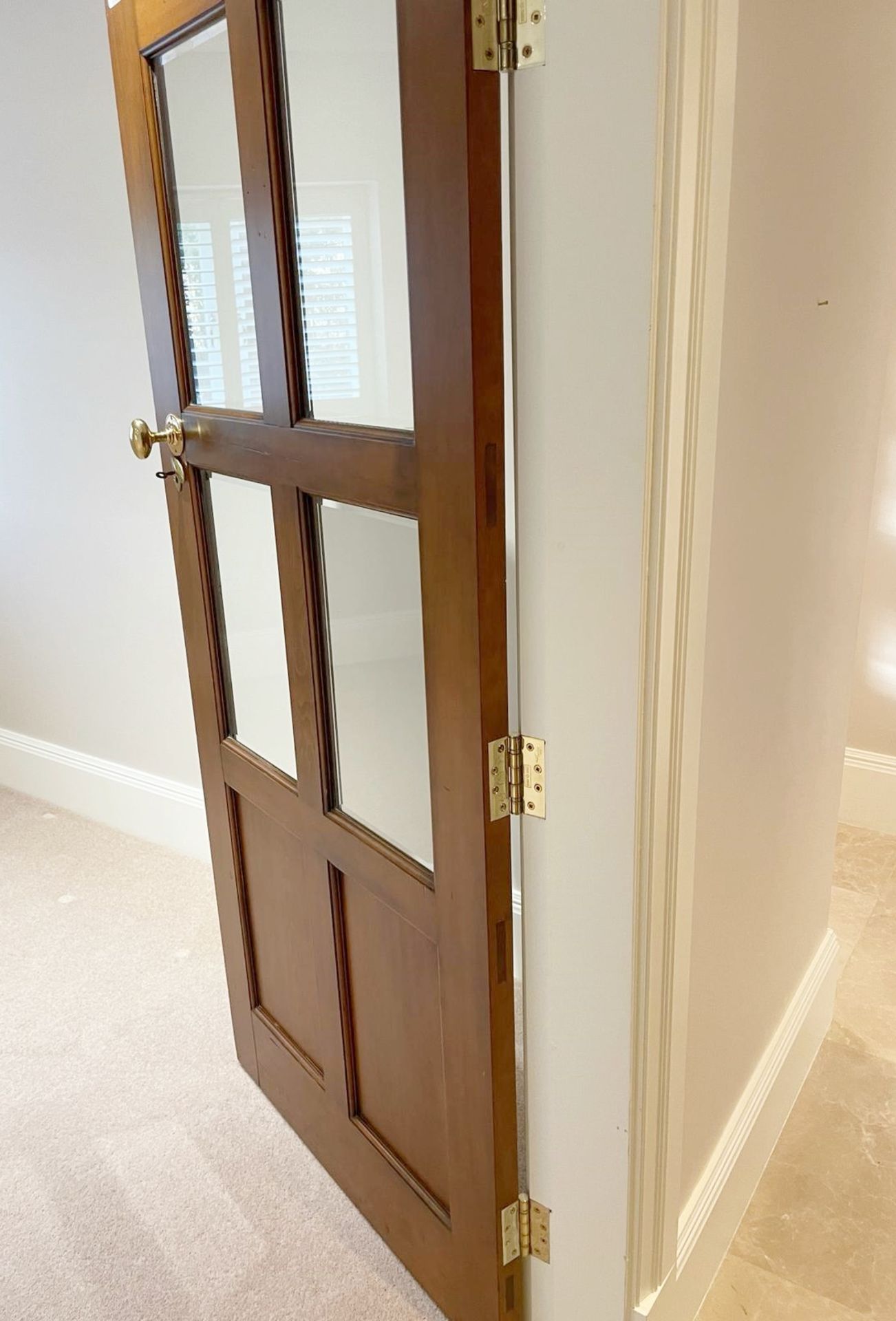 1 x Solid Wood Glazed Internal Door - NO VAT ON THE HAMMER - Image 2 of 11