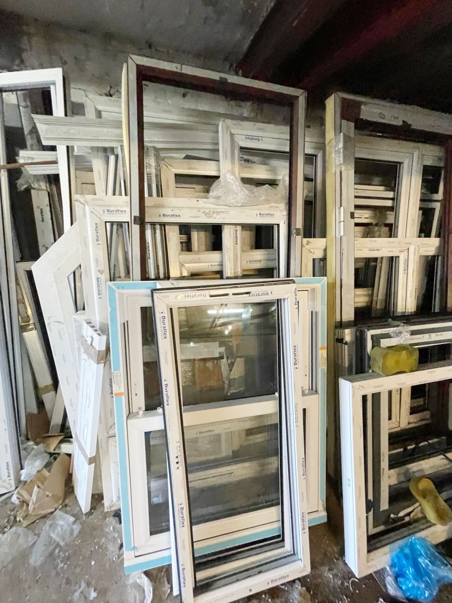 1 x Large Assorted Collection of UPVC Windows - Various Styles and Sizes - Some With Fitted Glazing - Image 13 of 13