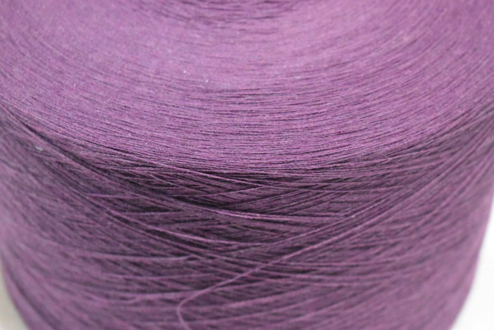 1 x Cone of 1/13 MicroCotton Knitting Yarn - Purple - Approx Weight: 2,300g - New Stock ABL Yarn - Bild 5 aus 13