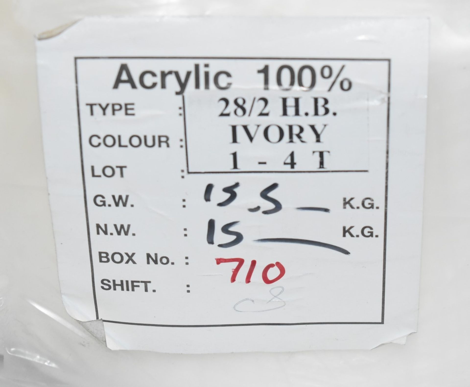 6 x Cones of 28/2 H.B 100% Acrylic Knitting Yarn - Colour: Ivory - Approx Weight: 1,300g - New Stock - Image 3 of 10