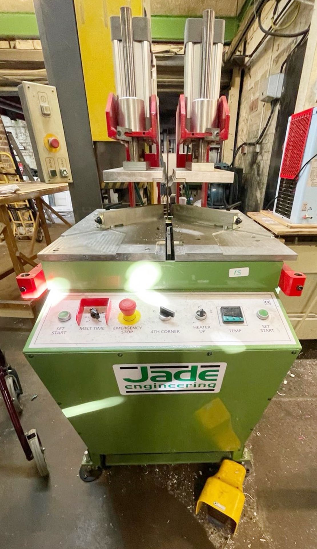 1 x Jade Engineering CW225 Double Reverse Butt Welder With a Mikropor IC70 Compressed Air Dryer - Image 4 of 20