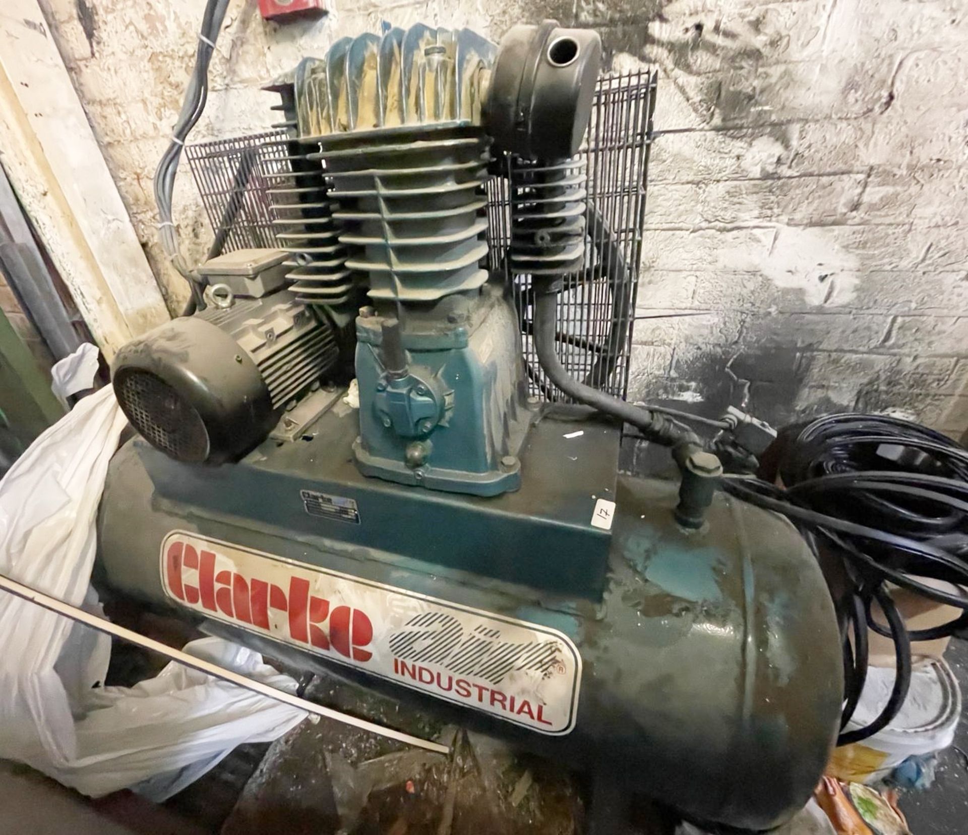 1 x Clarke Air SE46C270 Industrial Air Compressor