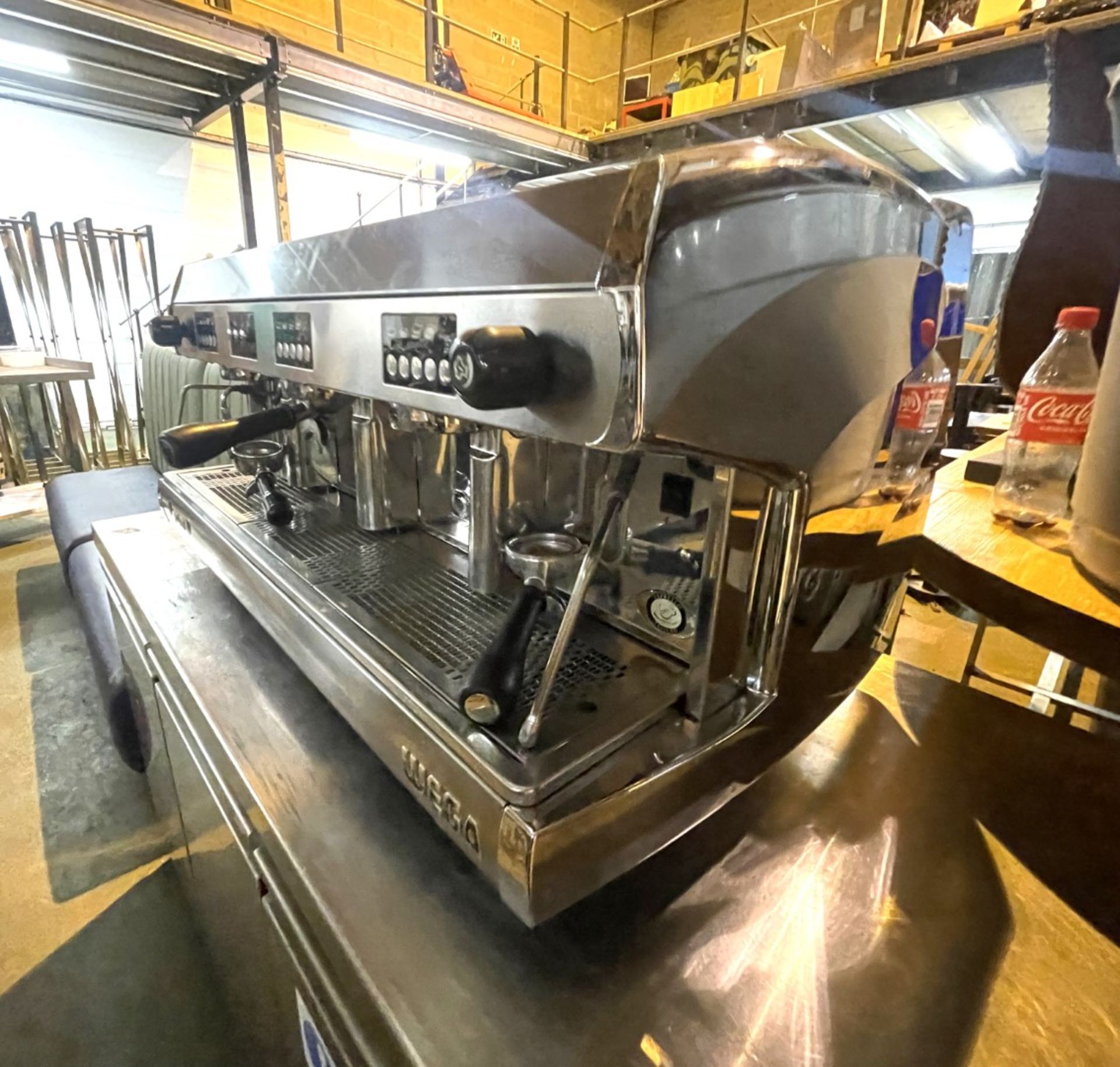 1 x Polaris Wega 3 Group Commercial Espresso Coffee Machine - Stainless Steel Exterior - 3 Phase - Image 6 of 14