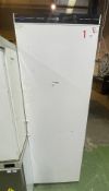 1 x Mondial Elite KICN40LT Upright Single Door White Commercial Freezer - Dimensions: H188 x W60 x D