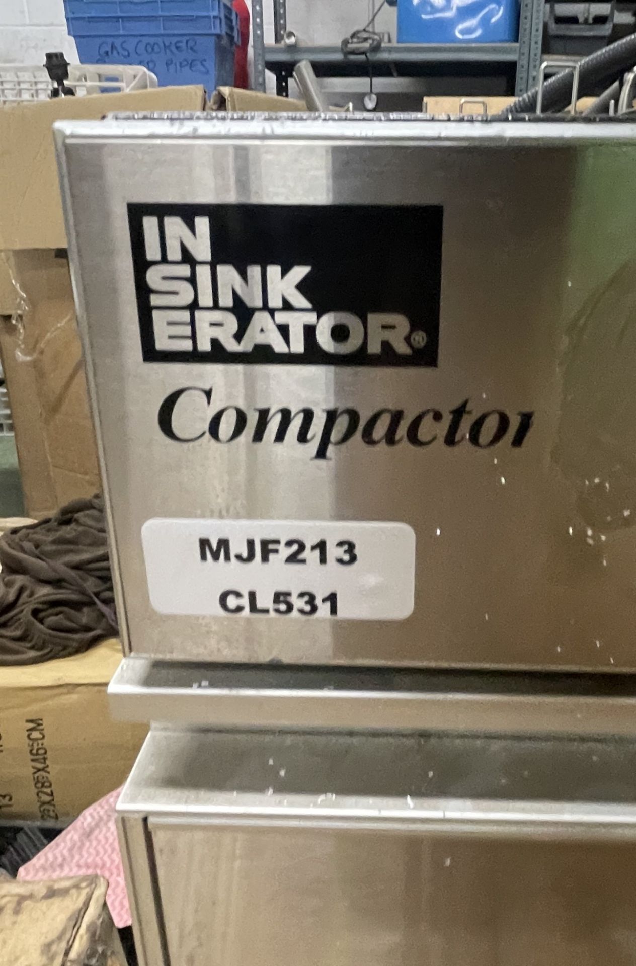 1 x Insinkerator Kitchen Trash Compactor - Image 2 of 6