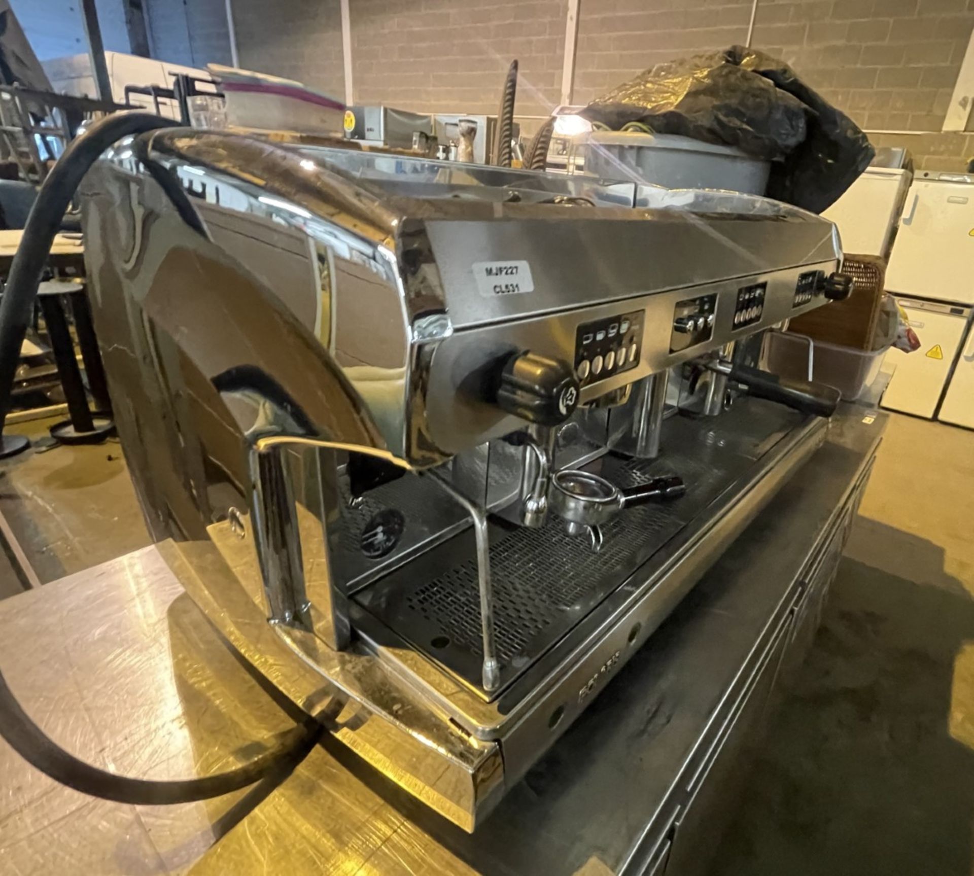1 x Polaris Wega 3 Group Commercial Espresso Coffee Machine - Stainless Steel Exterior - 3 Phase - Image 5 of 14