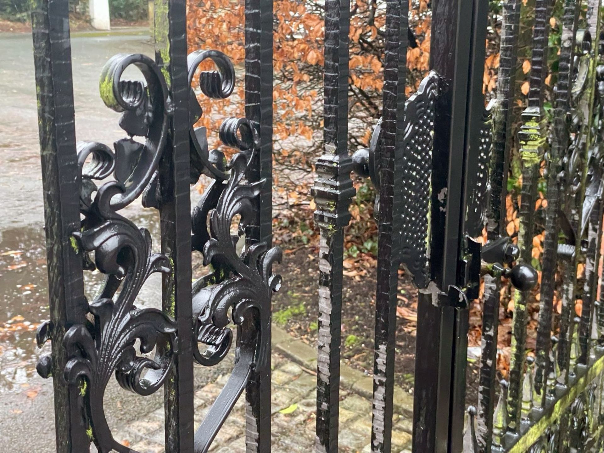 1 x Electric Ornate Double Swing Metal Main Entrance Security Gate - Ref: UP10 - NO VAT ON HAMMER - Image 7 of 19