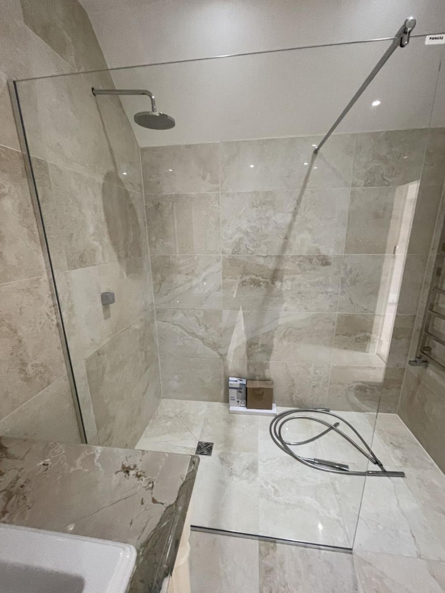 1 x Premium Shower and Enclosure + Hansgrove Controls and Thermostat - Ref: PAN232 - CL896 - NO - Image 21 of 21