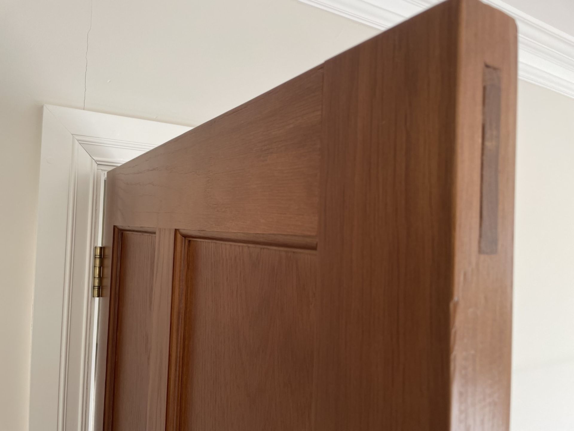 1 x Solid Wood Lockable Internal Door - Ref: PAN237 / BED2 R/H - CL896 - NO VAT ON THE HAMMER - - Image 11 of 17