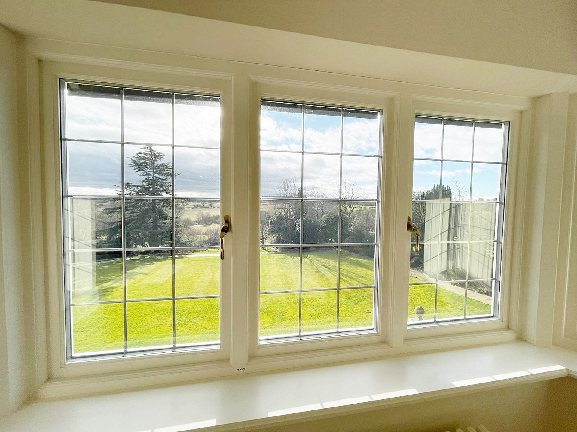 1 x Hardwood Timber Double Glazed Leaded 3-Pane Window Frame