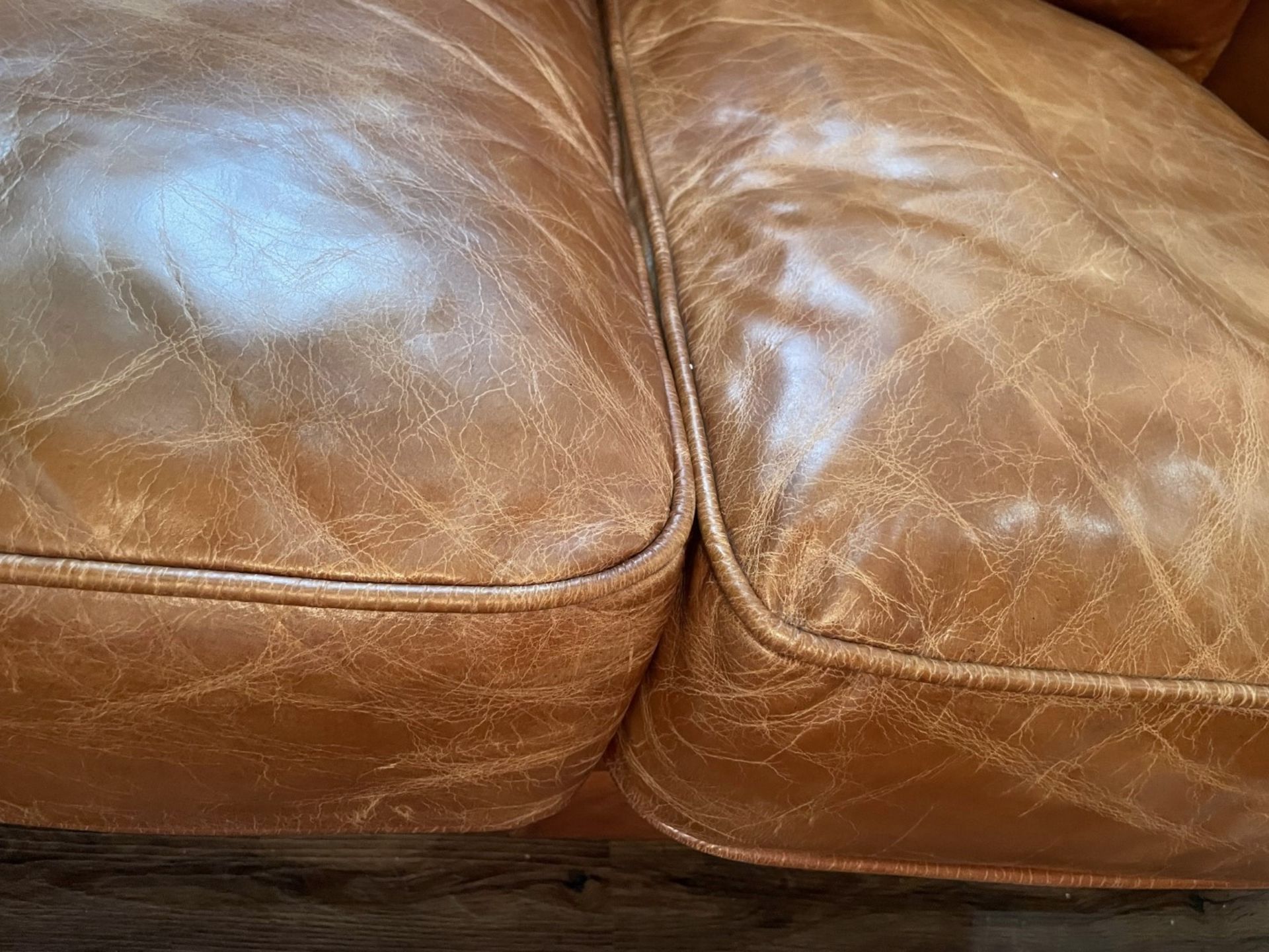 1 x Carlton Vintage Tan Leather Upholstered 2-Seater Sofa - Recently Removed from a Luxury Furniture - Image 4 of 8