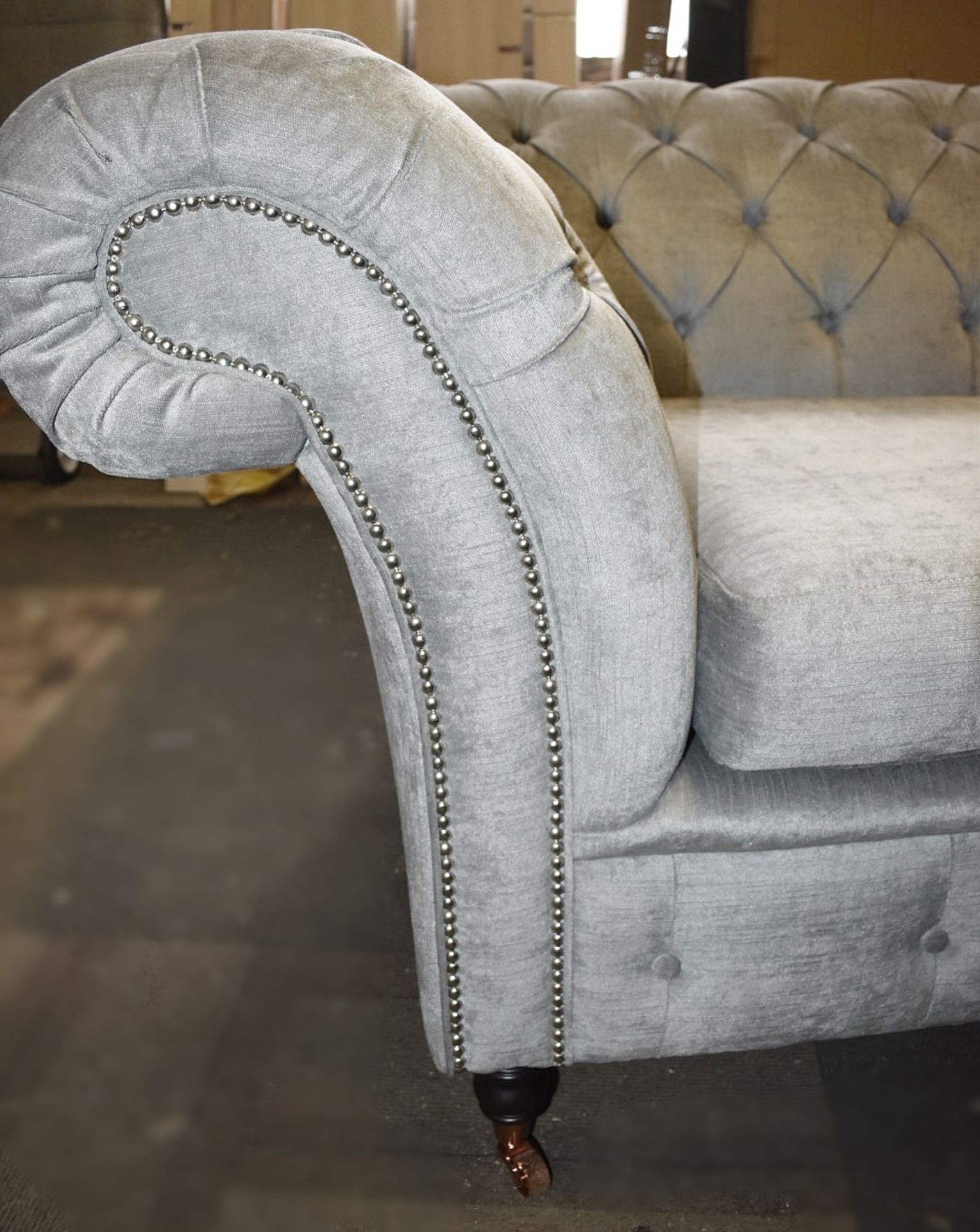 1 x Chesterfield-style Velvet Upholstered Sofa, on Castors, 2.2-Metres Wide  - Luxury Furniture - Image 8 of 14