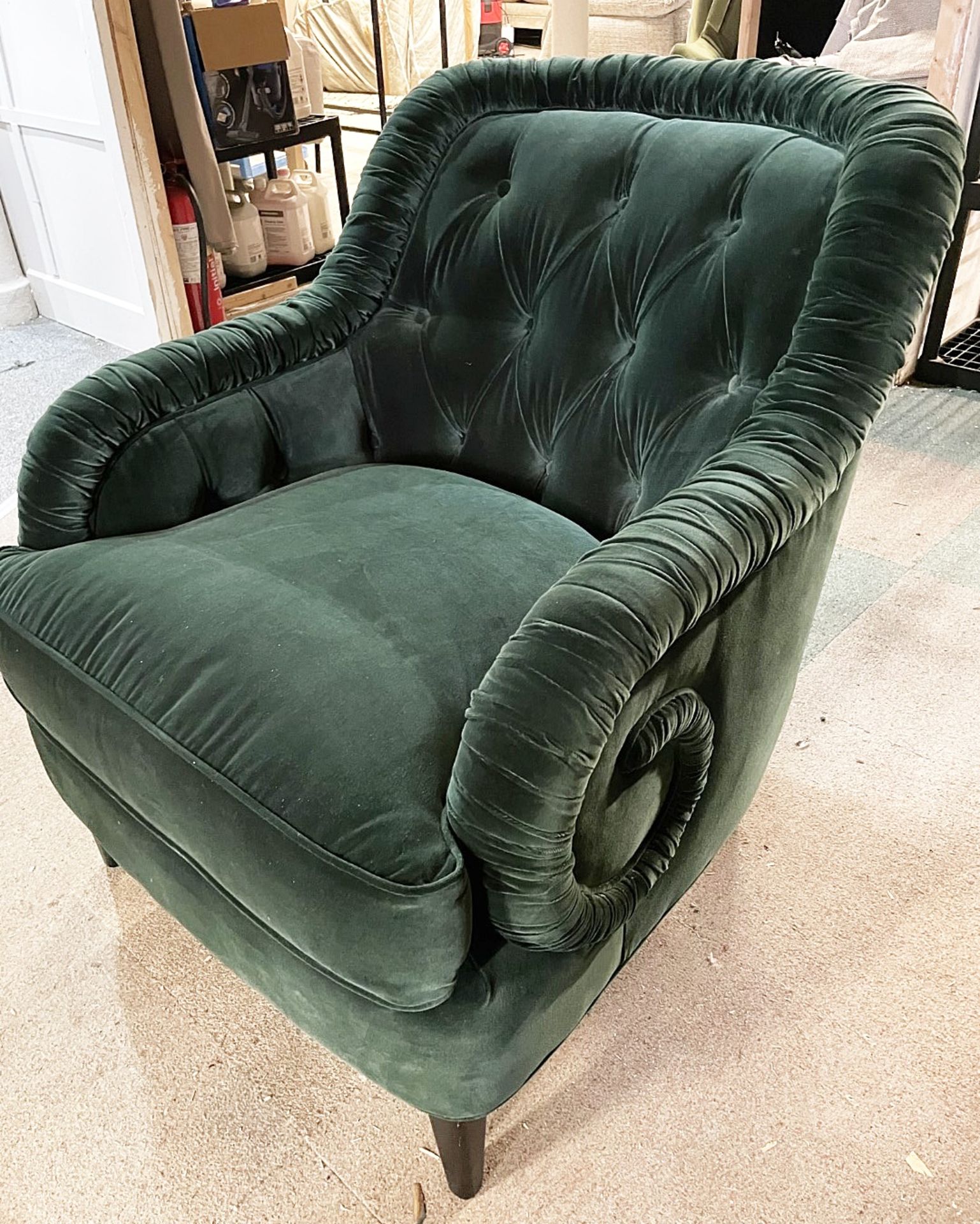 1 x Sumptuous Luxury Deep Green Velvet Upholstered Armchair - Original RRP £1,495 - Image 4 of 7