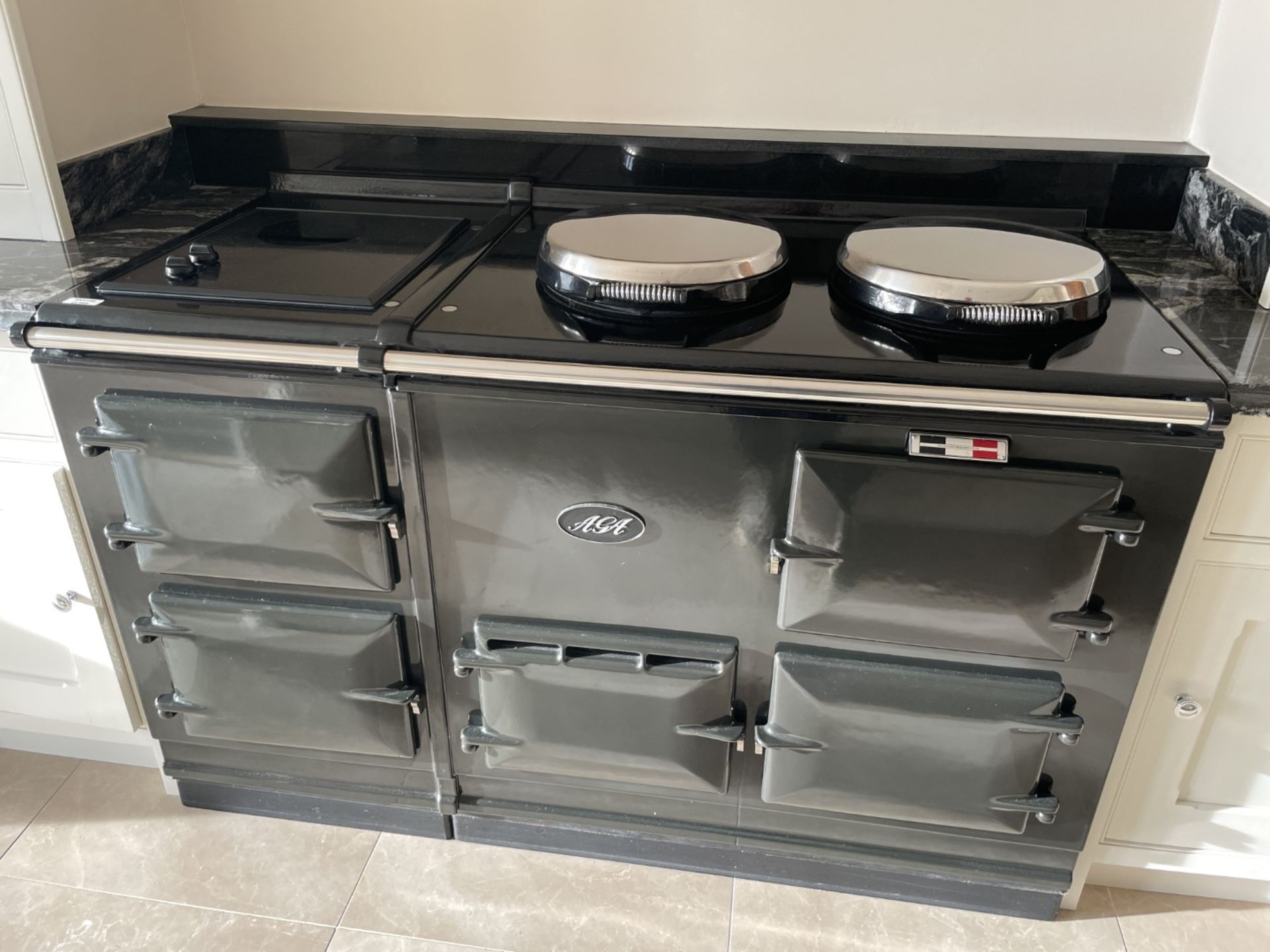 1 x AGA 4-Oven Electric Range Cooker With 2 Hot Plates, in Grey - NO VAT ON THE HAMMER - Image 2 of 99