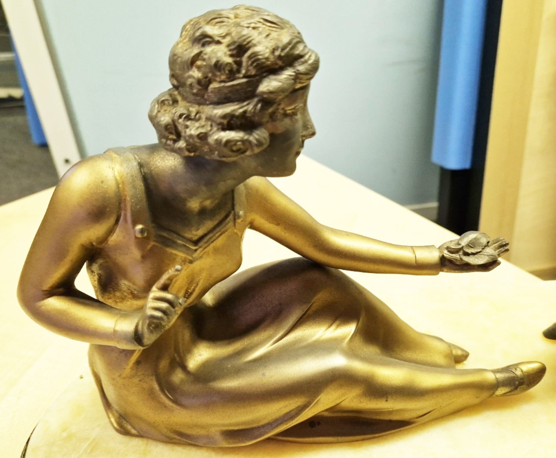 1 x Art Deco Style Bronze Statue Of Woman Feeding Goat On A Marble Base - Image 5 of 7