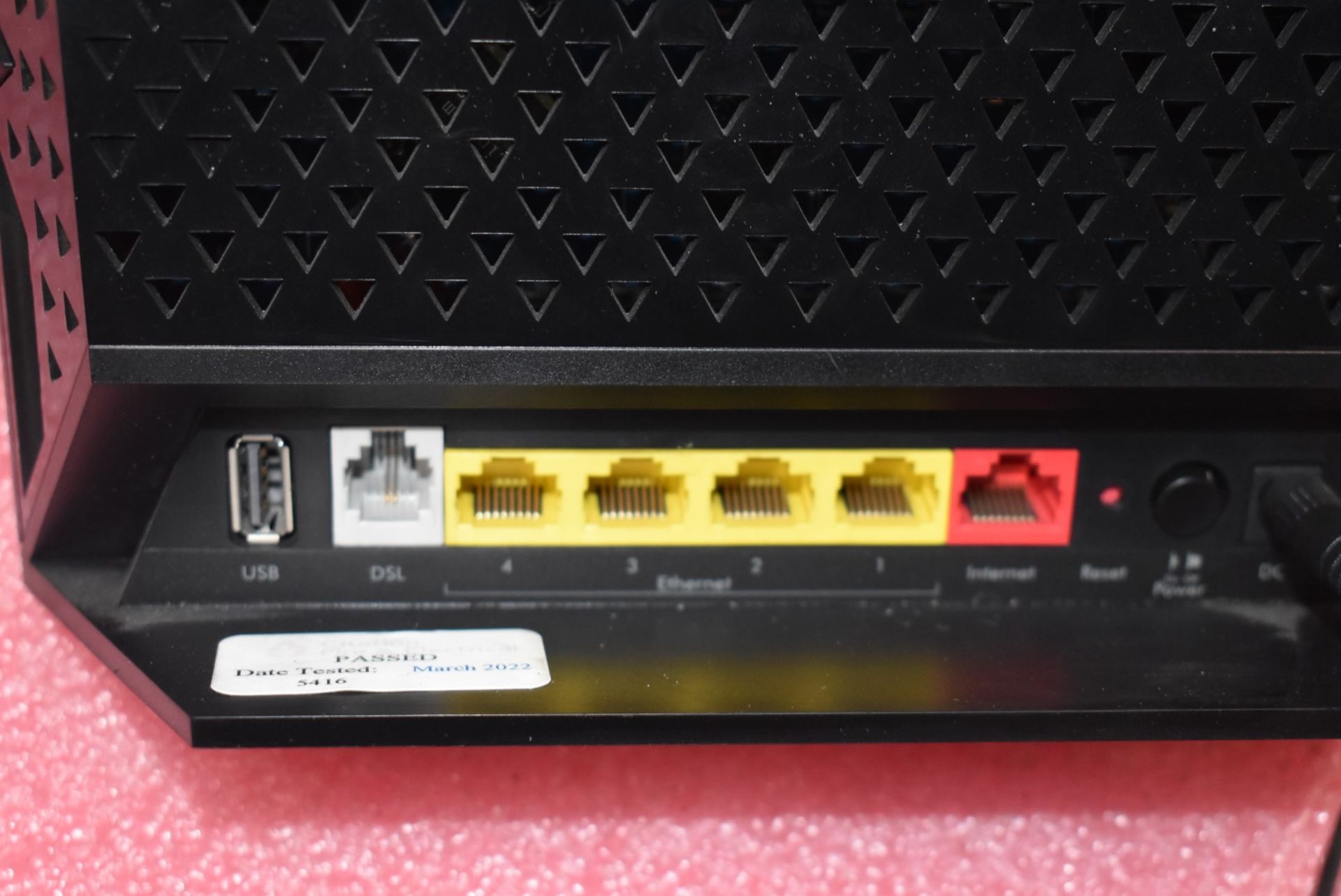 1 x Netgear D6400 AC1600 WiFi VDSL/ADSL Modem Router - Includes Power Adaptor - Bild 2 aus 4