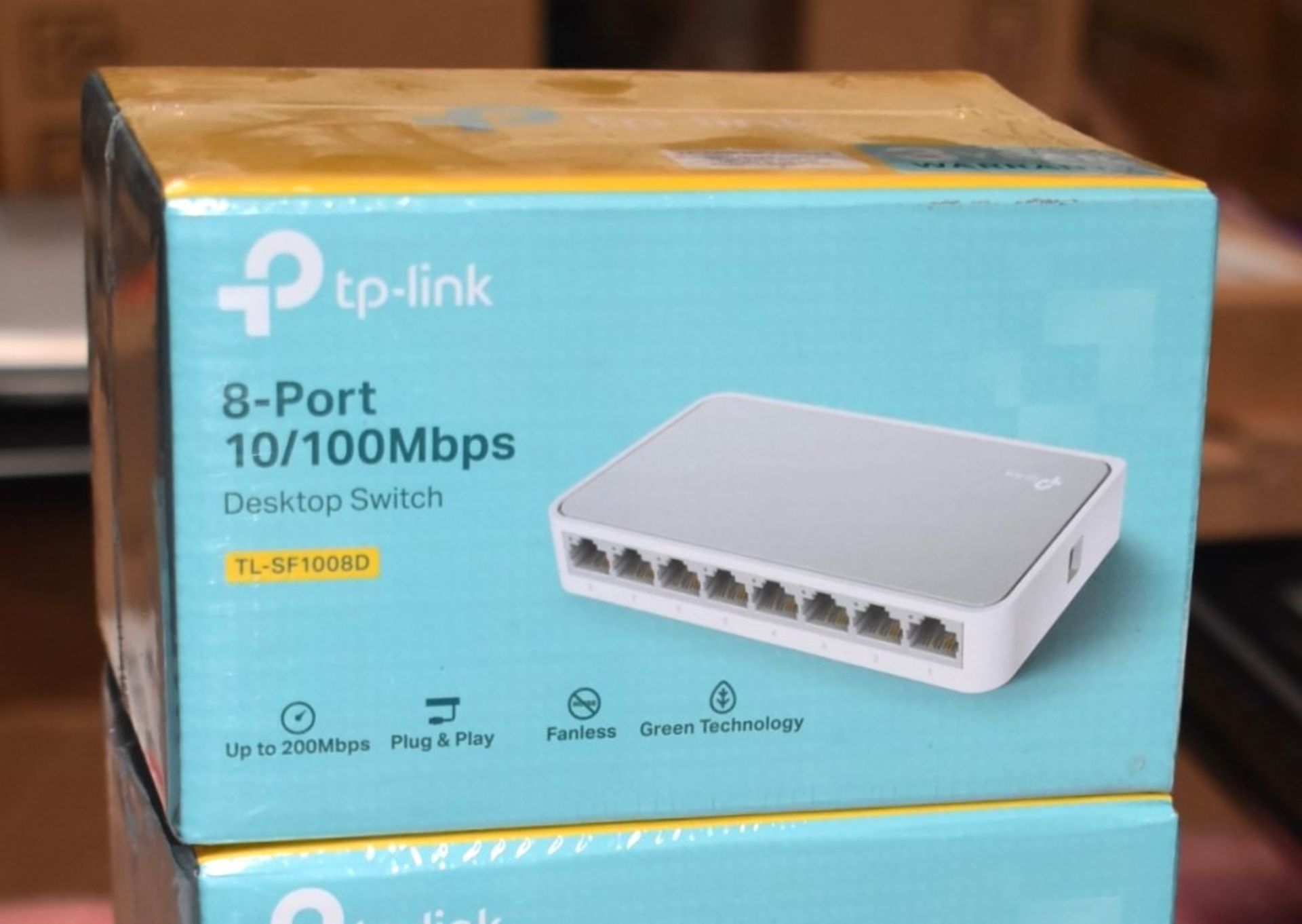 1 x TP Link 8 Port 10/100Mbos Desktop Switch - Model TL-SF1008D - New Sealed Stock