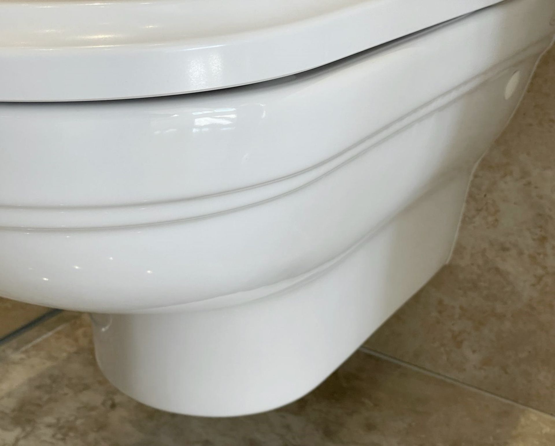 1 x VILLEROY & BOCH Wall Hung Toilet with Geberit Flush Plate - Ref: PAN273 BED3bth - CL896 - NO VAT - Image 7 of 9