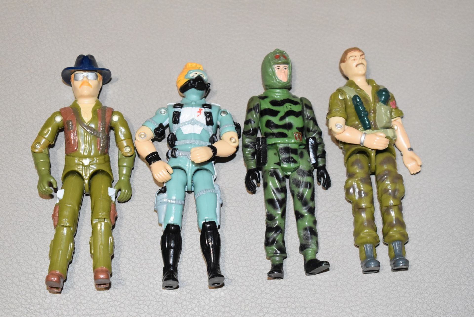 4 x Vintage Action Force Figures and Jeep - Vintage Figures in Very Good Condition - Image 2 of 3