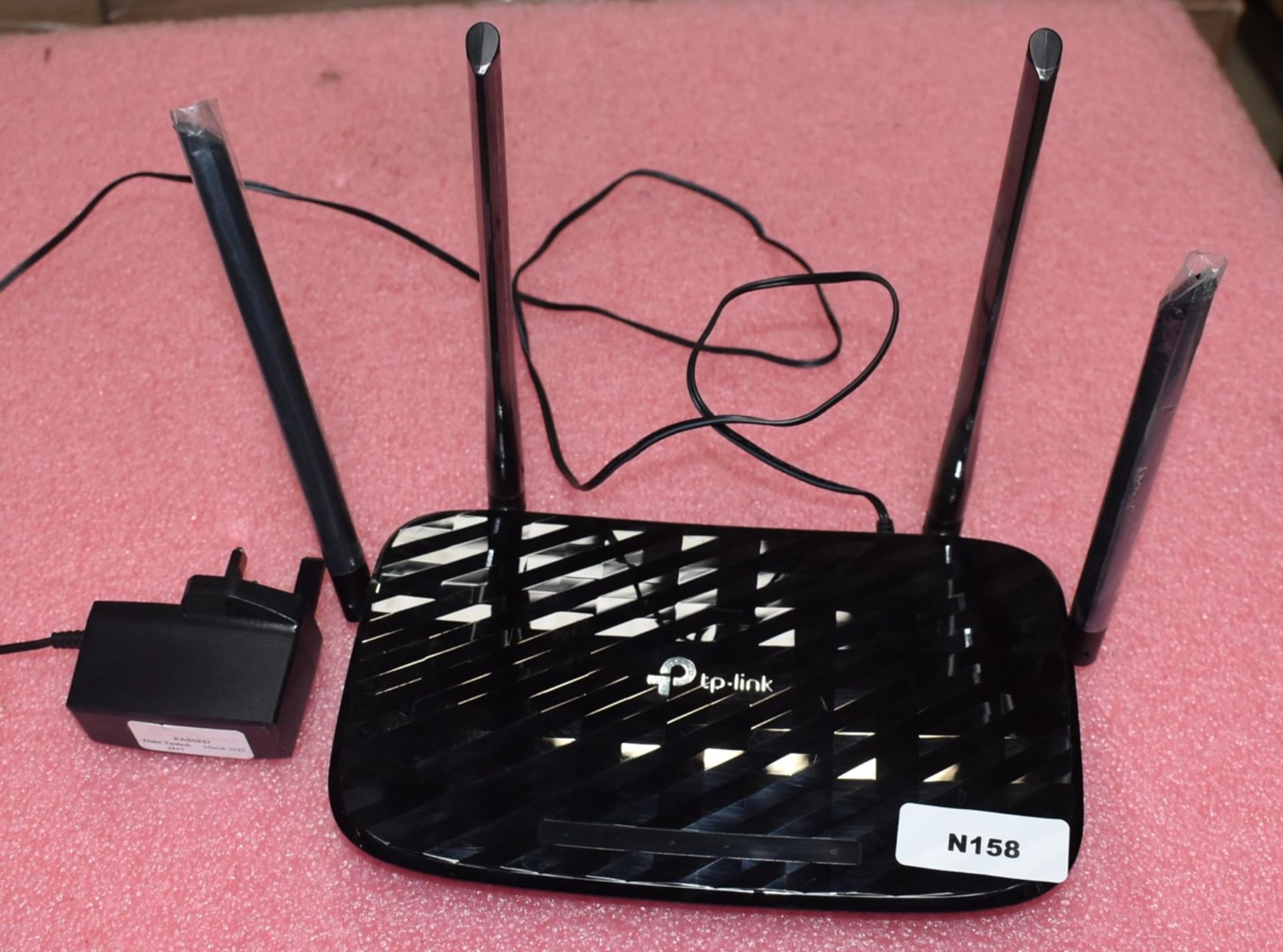 1 x TP Link AC1200 Wireless MU-MIMO Gigabit Router - Model Acher C6 - Includes Power Adaptor - Image 3 of 3