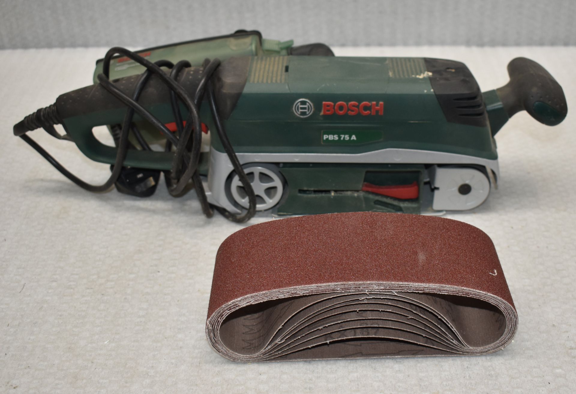 1 x BOSCH 710W Belt Sander - 230V - PBS75A - RRP £84 - Ref: K242 - CL905 - Location: Altrincham WA14