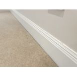Approximately 16-Metres of Painted Timber Wooden Skirting Boards, In White - Ref: PAN283 / Bed4 -