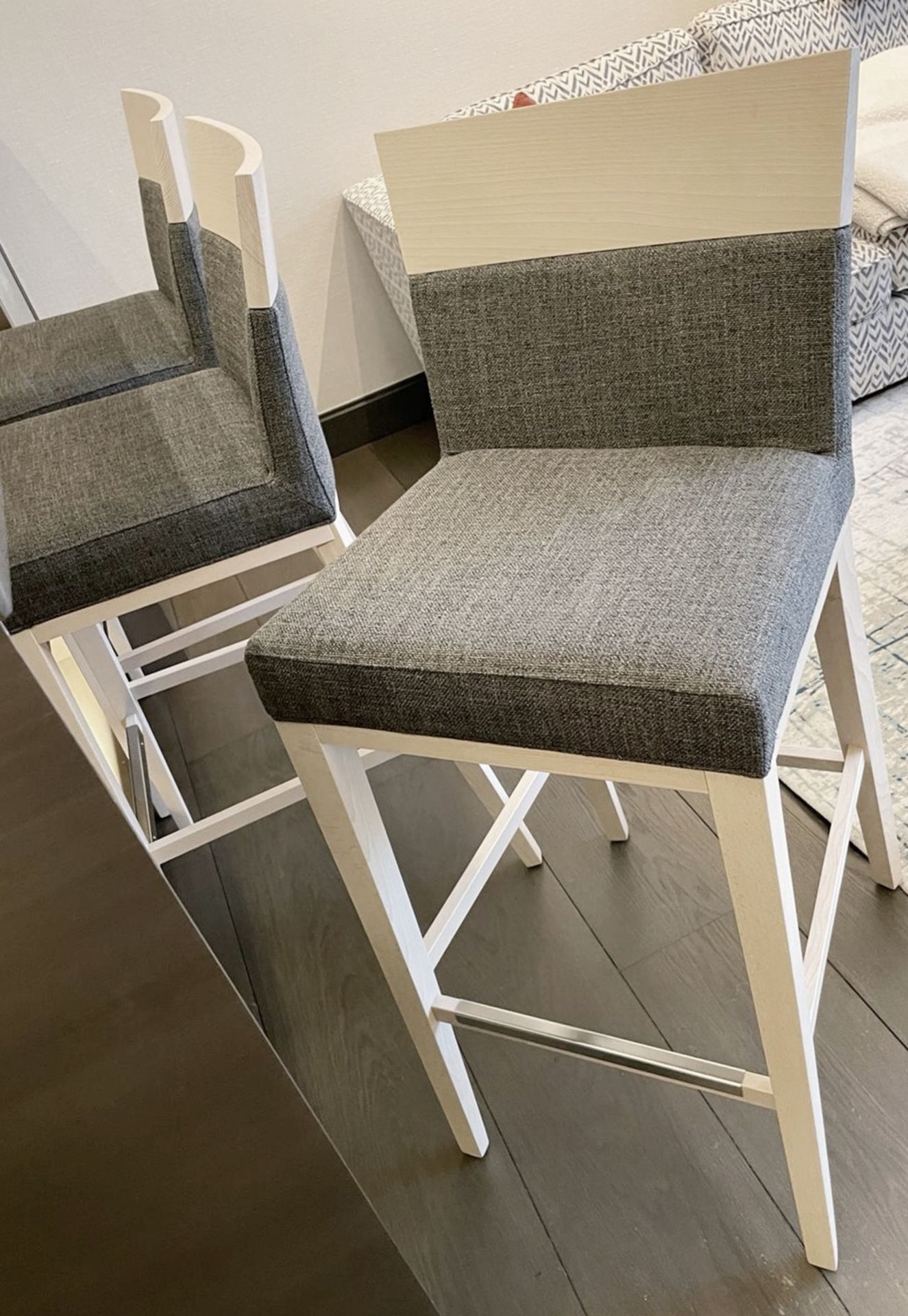 3 x MONTBEL Designer Bar Stools With Light Stained Frames And Grey Fabric Upholstery - Image 5 of 18