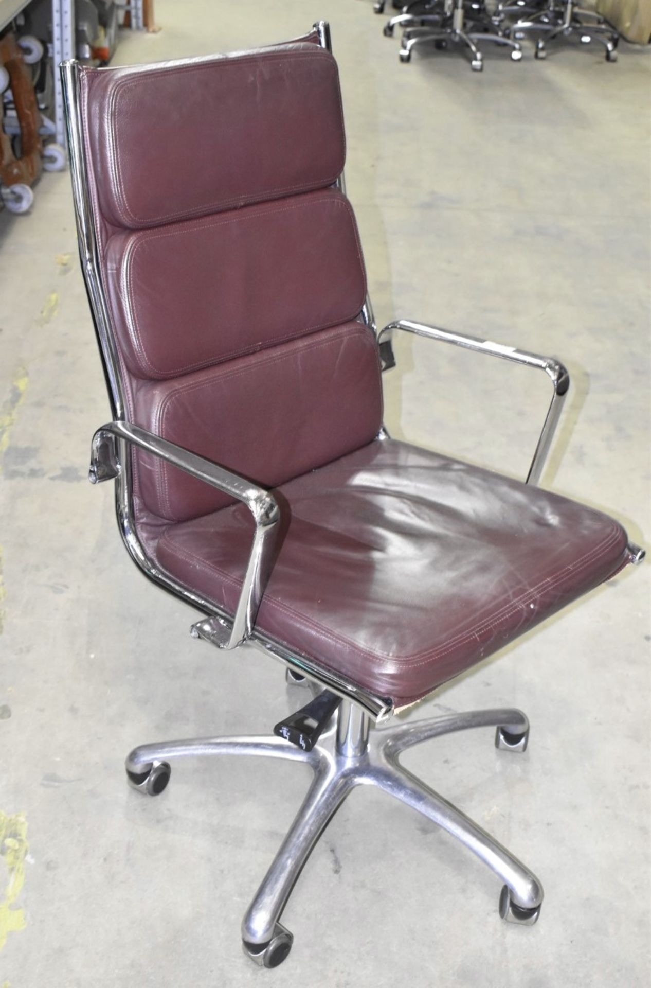 1 x LUXY Leather Upholstered Soft Pad Office Swivel Chair, Dark Brown - RRP £1,600 - Image 5 of 6