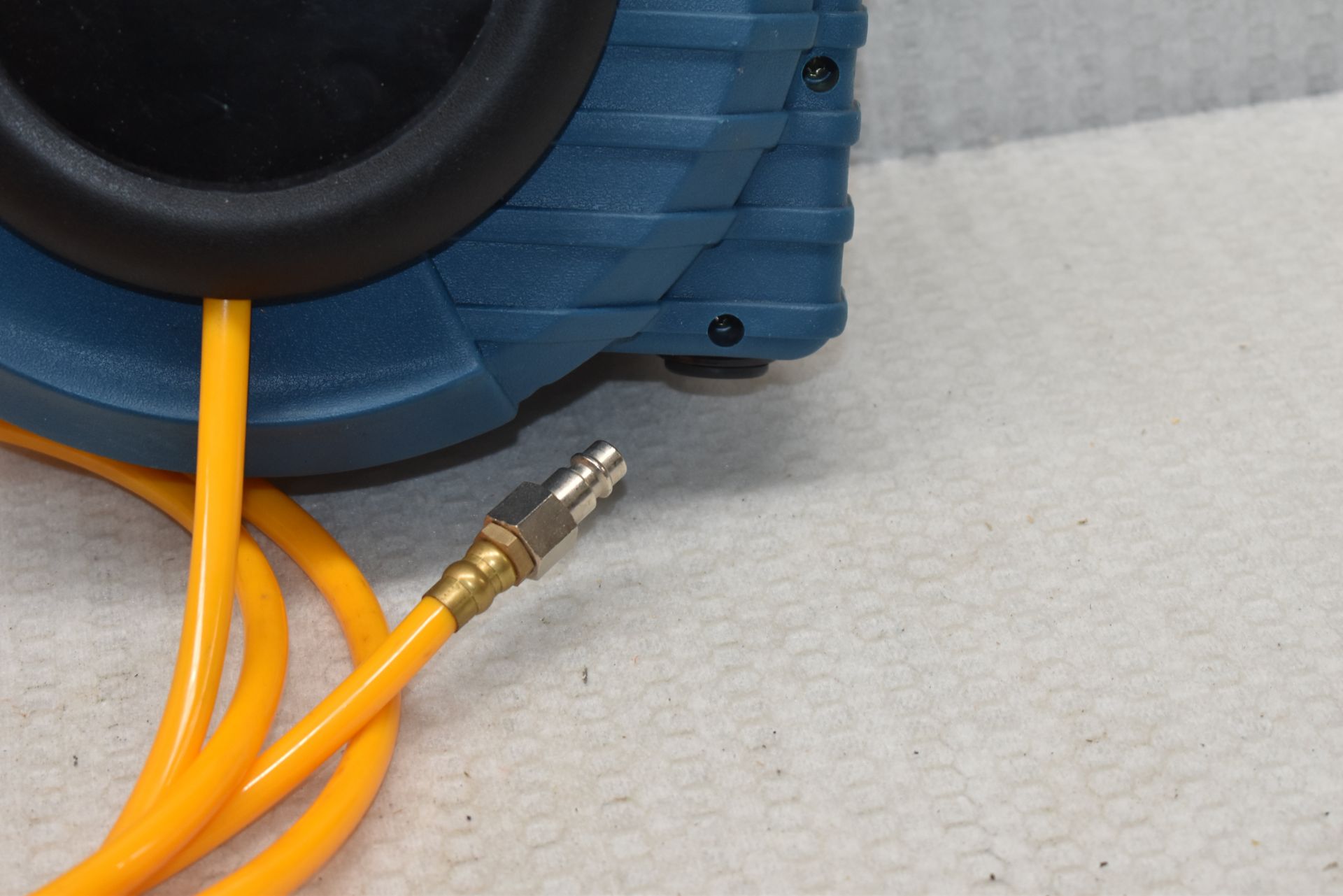 1 x WORKZONE 10 Metre Air Hose Reel - 10 Bar Max. Input Pressure - Ref: K253 - CL905 - Location: Alt - Image 4 of 8