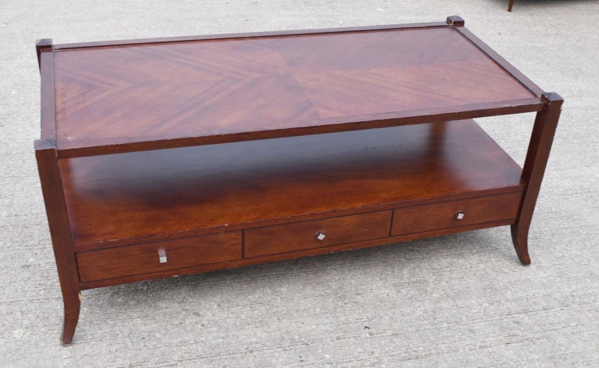 1 x Elegant Handcrafted Solid Wood Coffee / Cocktail Table with False Drawer Frontage - Recently