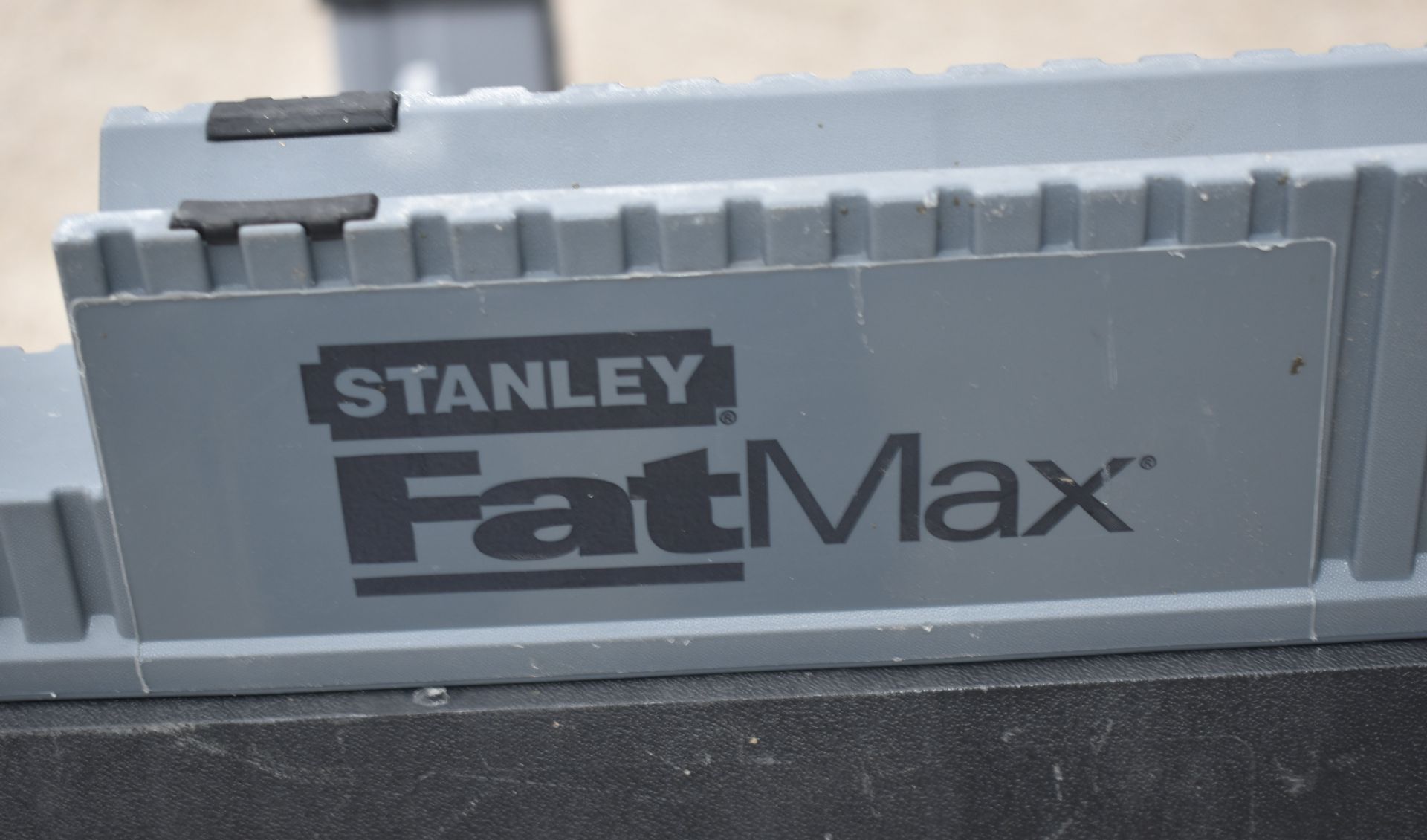 2 x STANLEY Fatmax Telescopic Saw Horses - 68(W) x 39(D) x 82(H) cms - RRP £172 - Ref: K236 - CL905 - Image 5 of 13