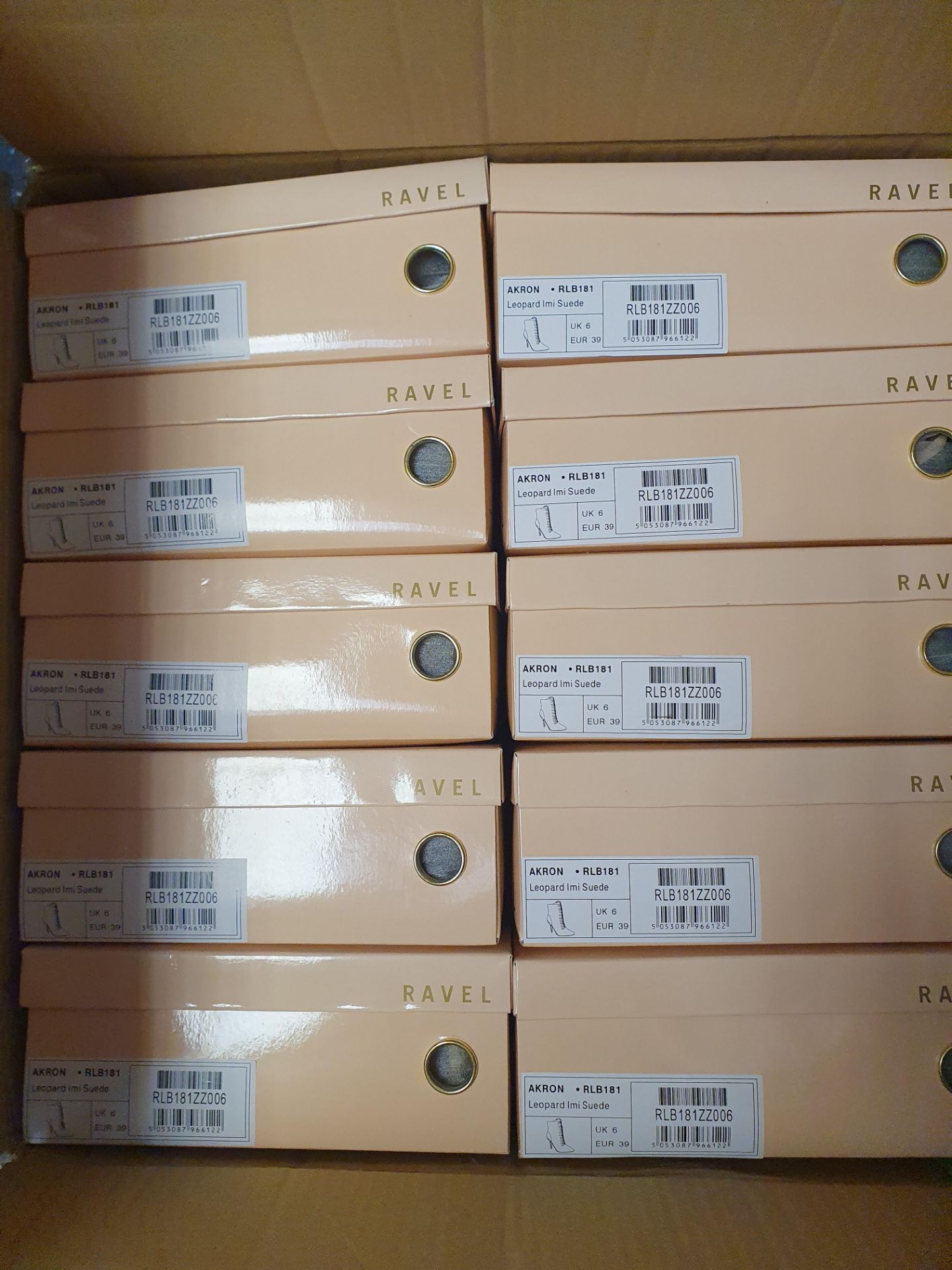Pallet of 156 Pairs of Assorted Shoes - New/Boxed - CL907 - Ref: Pallet3 - Location: Chadderton - Image 2 of 14