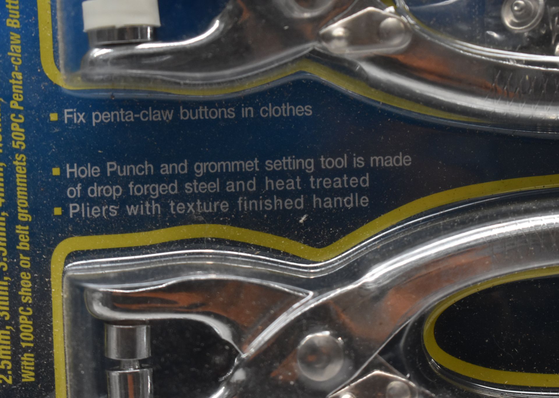 1 x MAPLIN Leather Hole Punch & Grommet Setting Tool Kit - Ref: K250 - CL905 - Location: Altrincham - Image 3 of 7