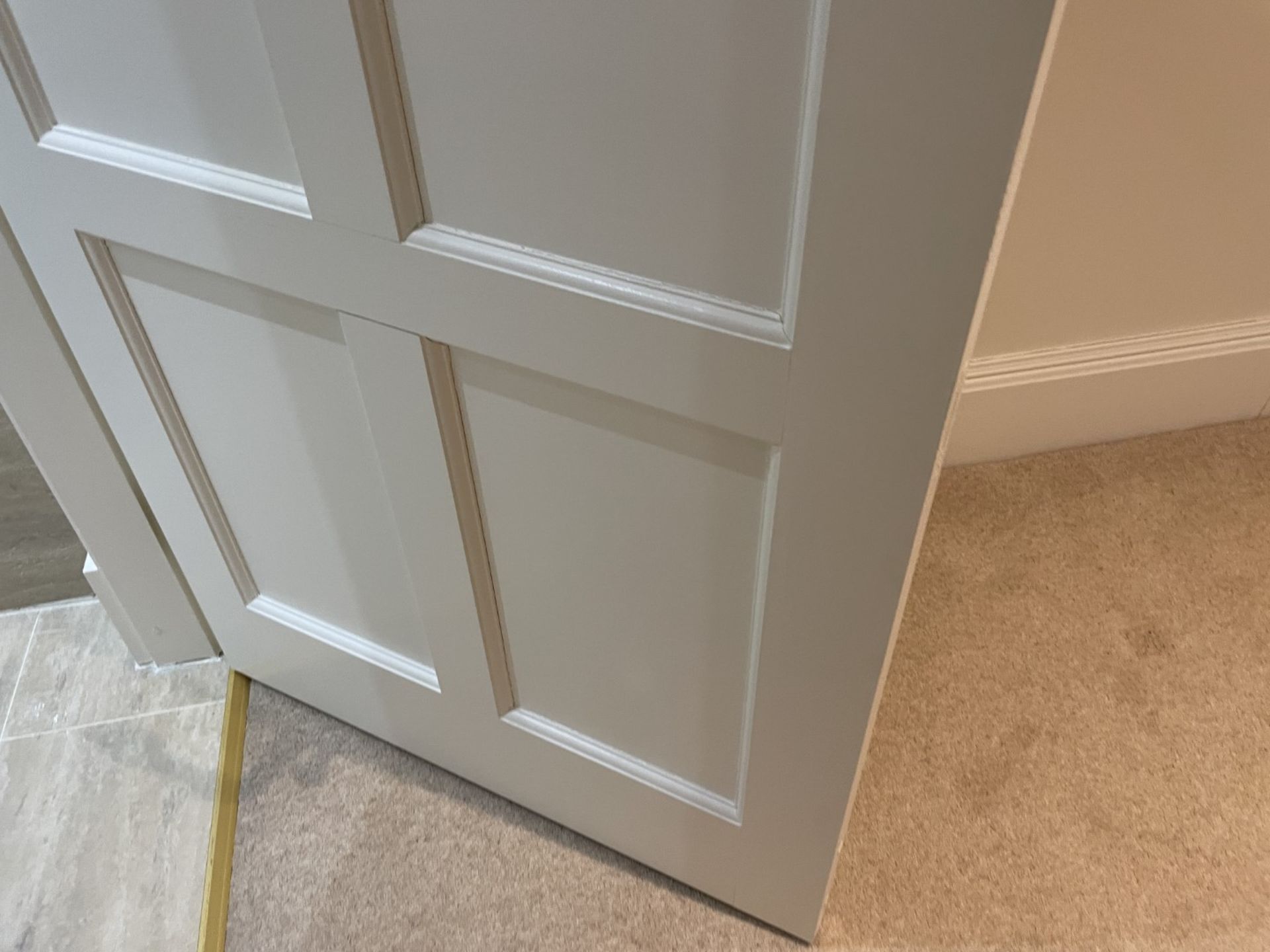 1 x Solid Wood Painted Lockable Internal Door in White - Includes Handles and Hinges - Image 2 of 12