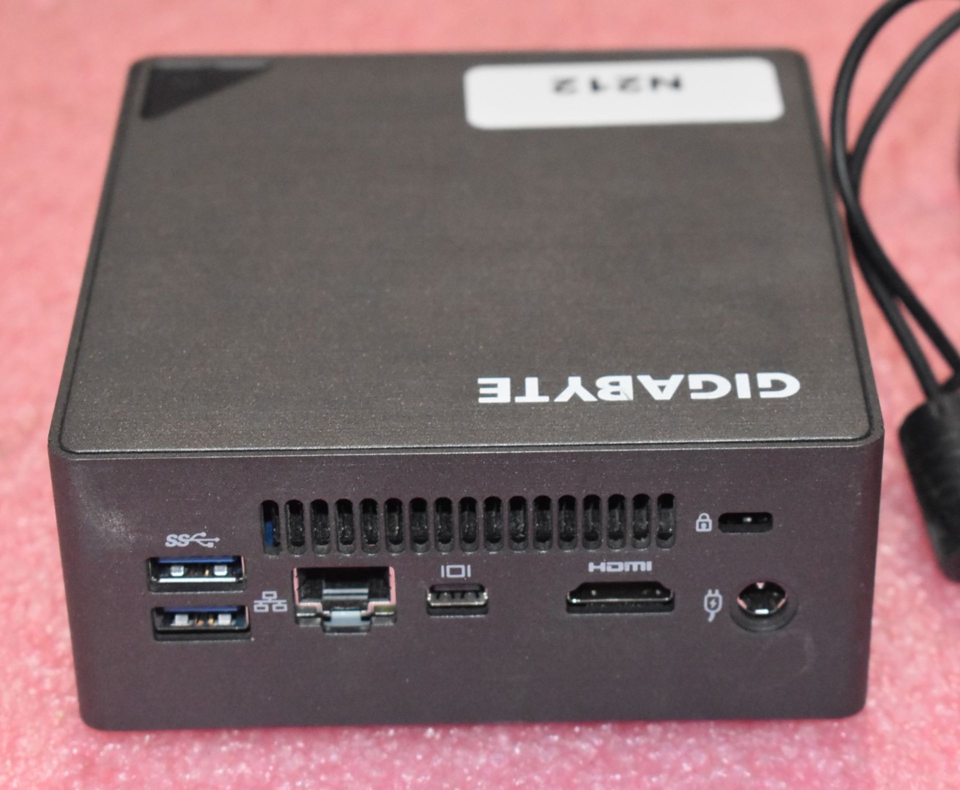 1 x Gigabyte Ultra Compact Mini PC Featuing an Intel i3 7th Gen Processor, 4gb Ram and a 32GB - Image 5 of 10