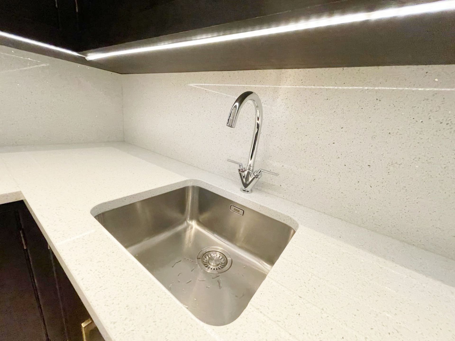 1 x Large Bespoke Fitted Luxury Home Bar with White Terrazzo Quartz Counter Worktops - Image 9 of 38