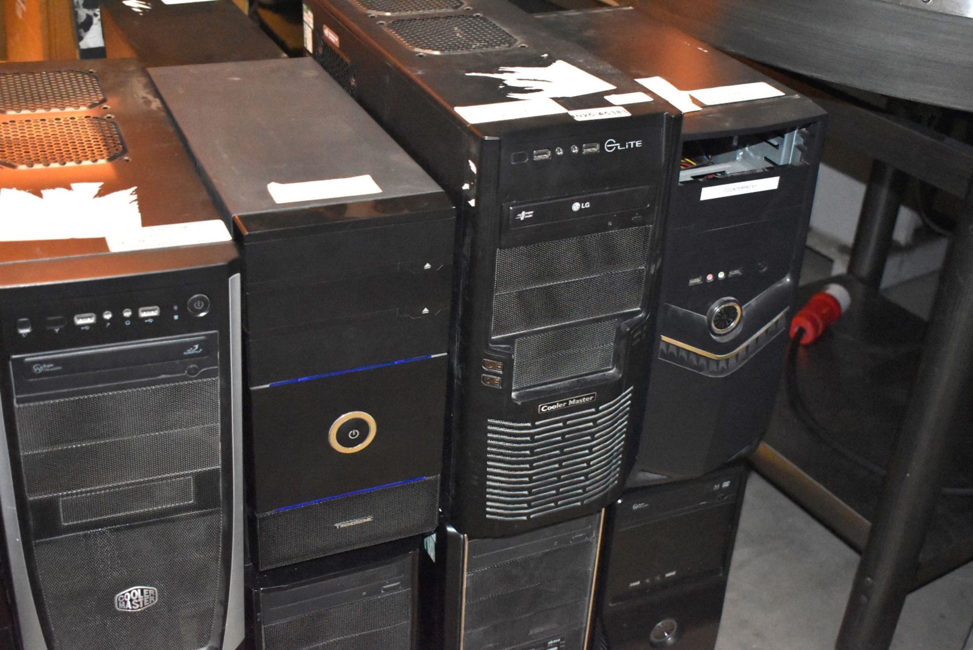 20 x Assorted Desktop Computers - Various Specifications - Unchecked and Untested Job Lot - Image 27 of 33