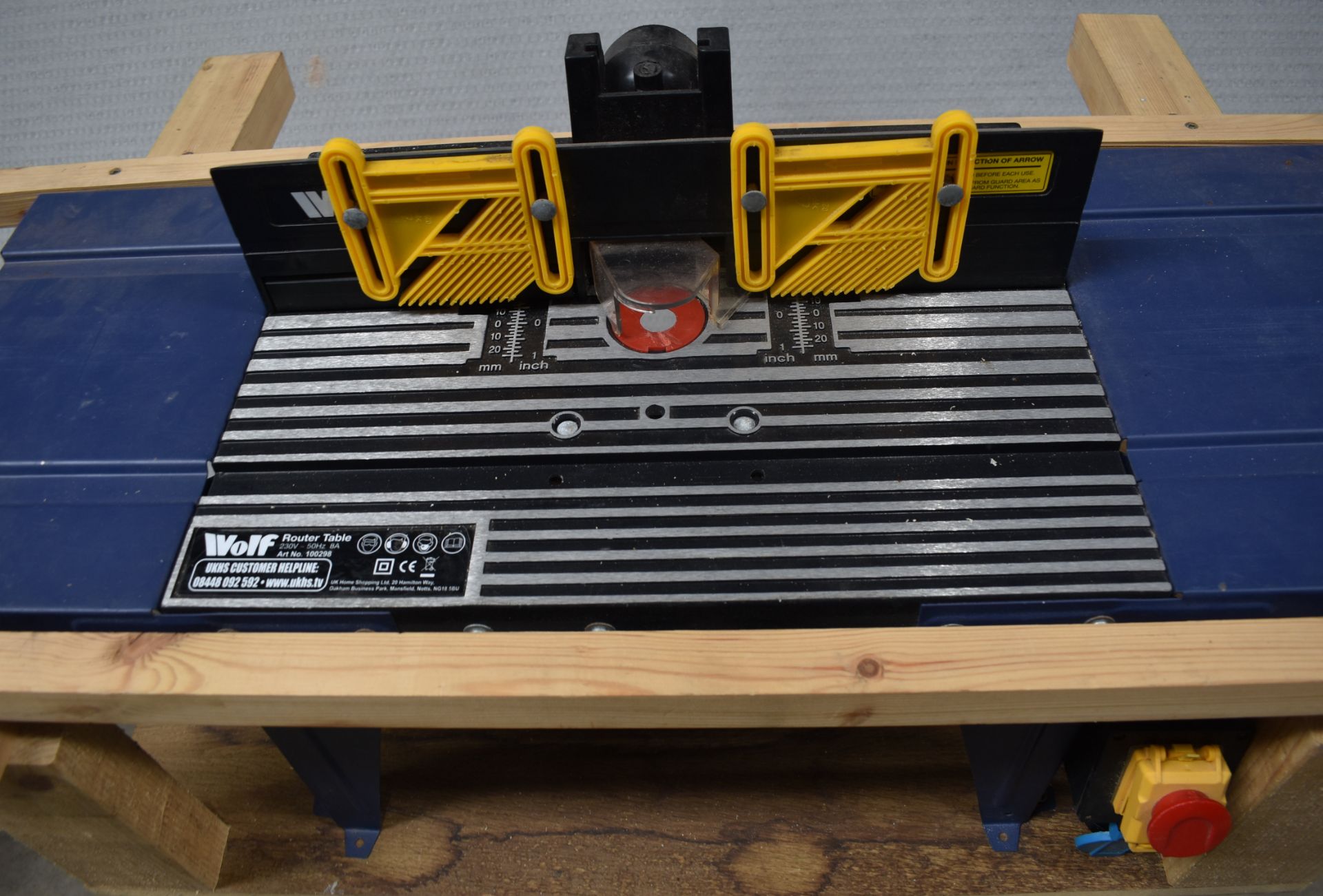 Wolf Router Table and 1200W Wolf Router on Handmade Wooden Workbench - 100(w) x 82(d) x 99(h) cm - - Image 8 of 19