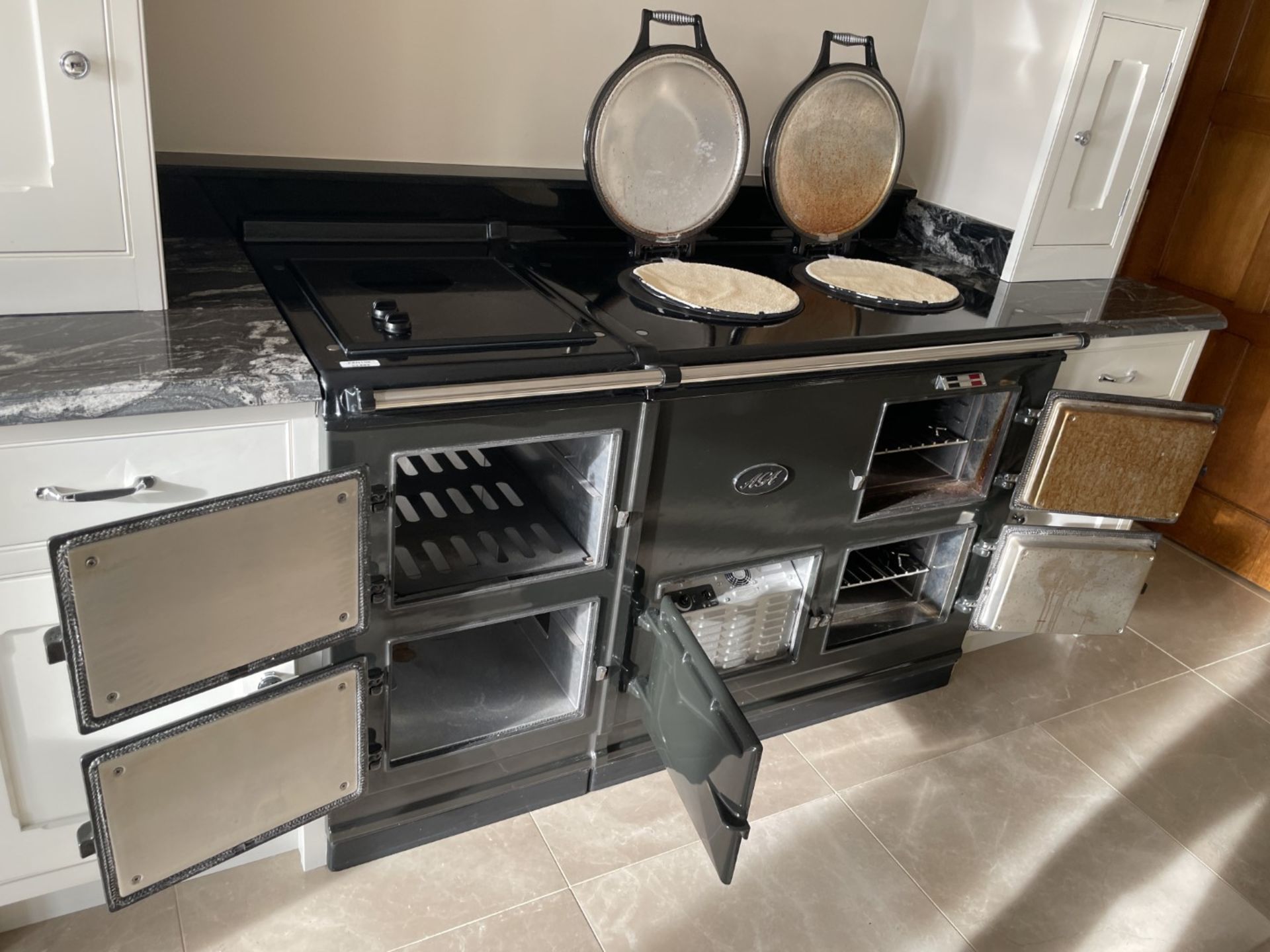 1 x AGA 4-Oven Electric Range Cooker With 2 Hot Plates, in Grey - NO VAT ON THE HAMMER - Image 6 of 99