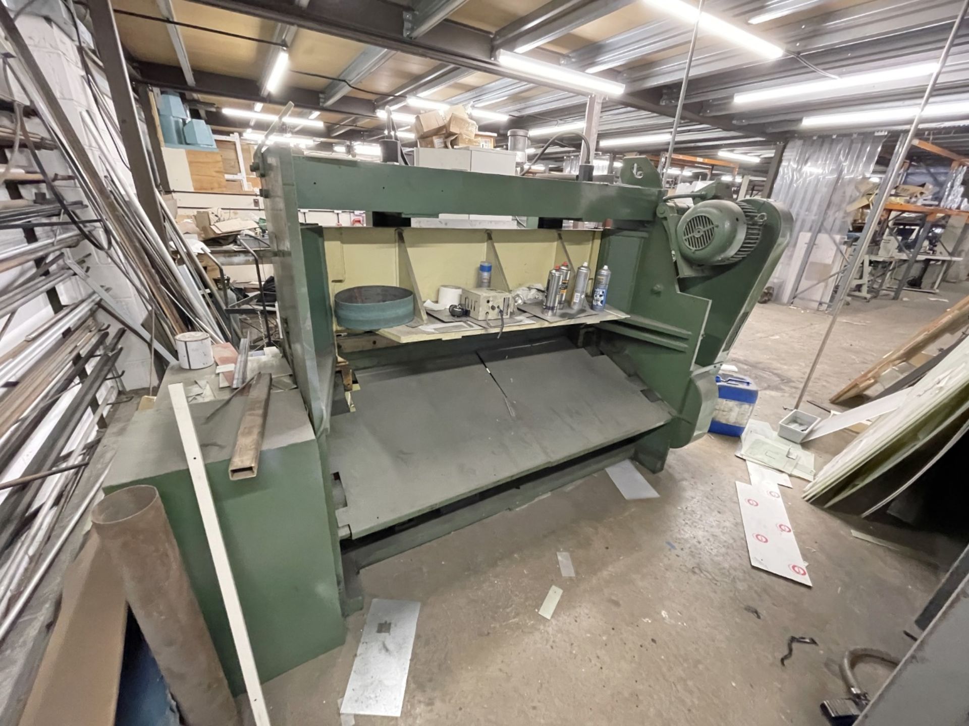1 x Large Rushworth Industrial Guillotine - Image 18 of 29